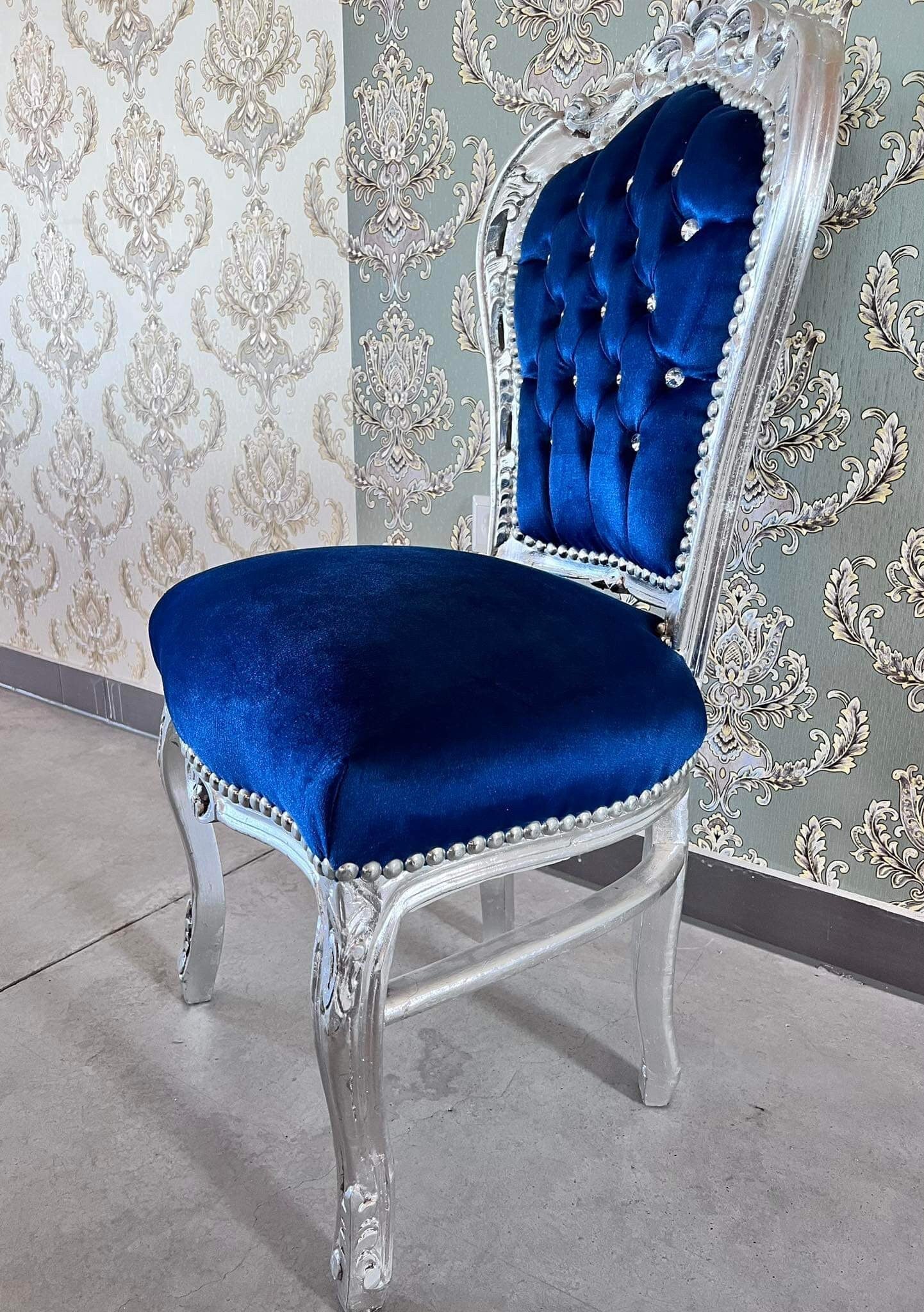 Accent Chair Blue Velvet French Baroque Antique Style Dining Chair Velvet Purple in Silver Finish for Home Decor