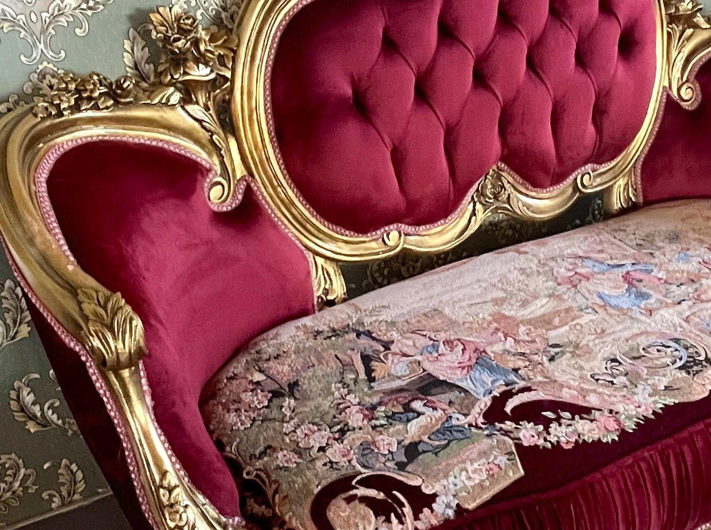 Love Seat French Royal Style Couch Bordeaux Red Velvet Sofa Nostalgic Antique Style Settee, Red Velvet Sofa Antique Baroque Style Home Decor