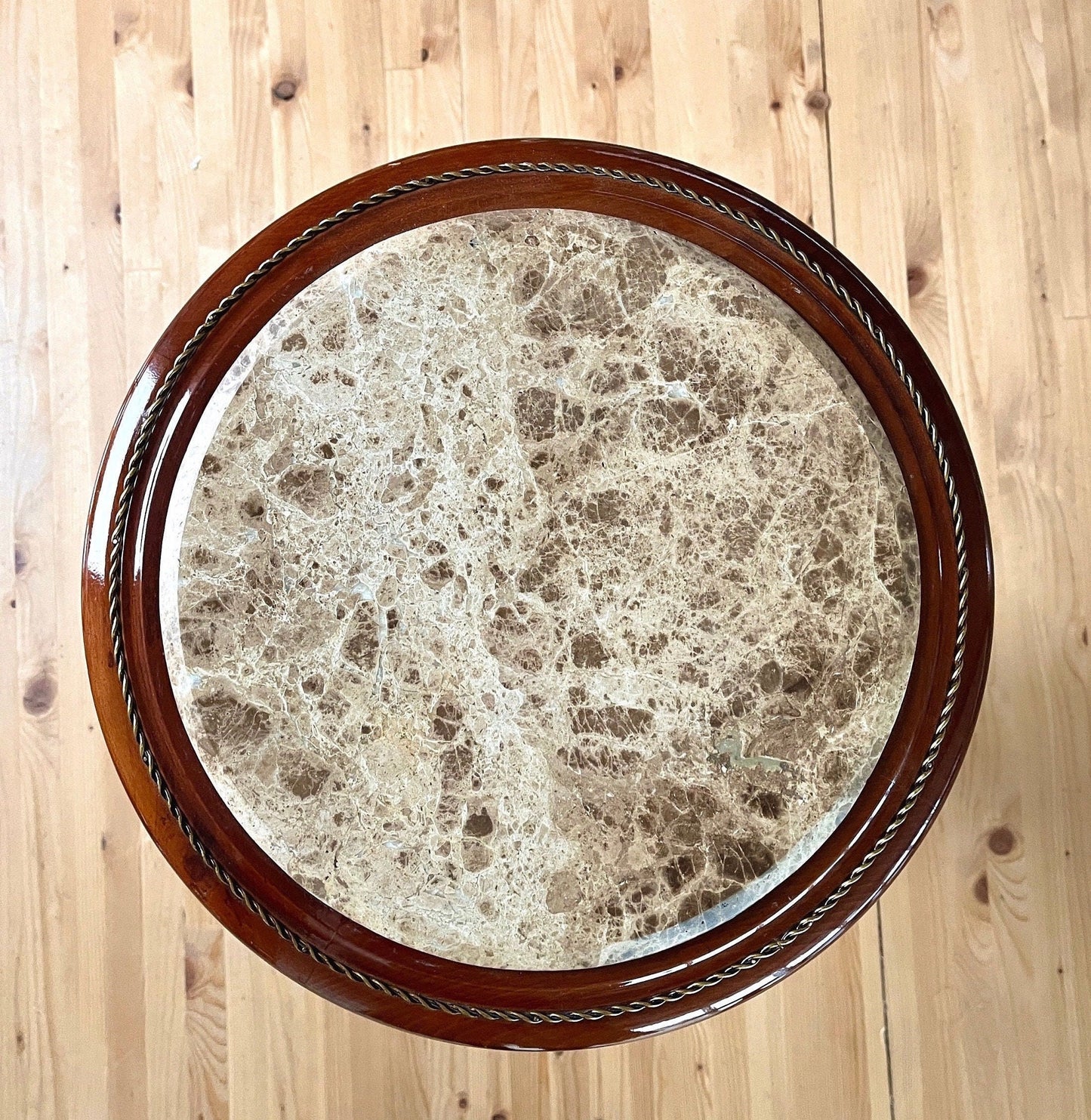 Small Side Table Marble Top Retro Baroque Style Tea Table Café Table Antique Style Wooden Table with Marble Top for Home Decor