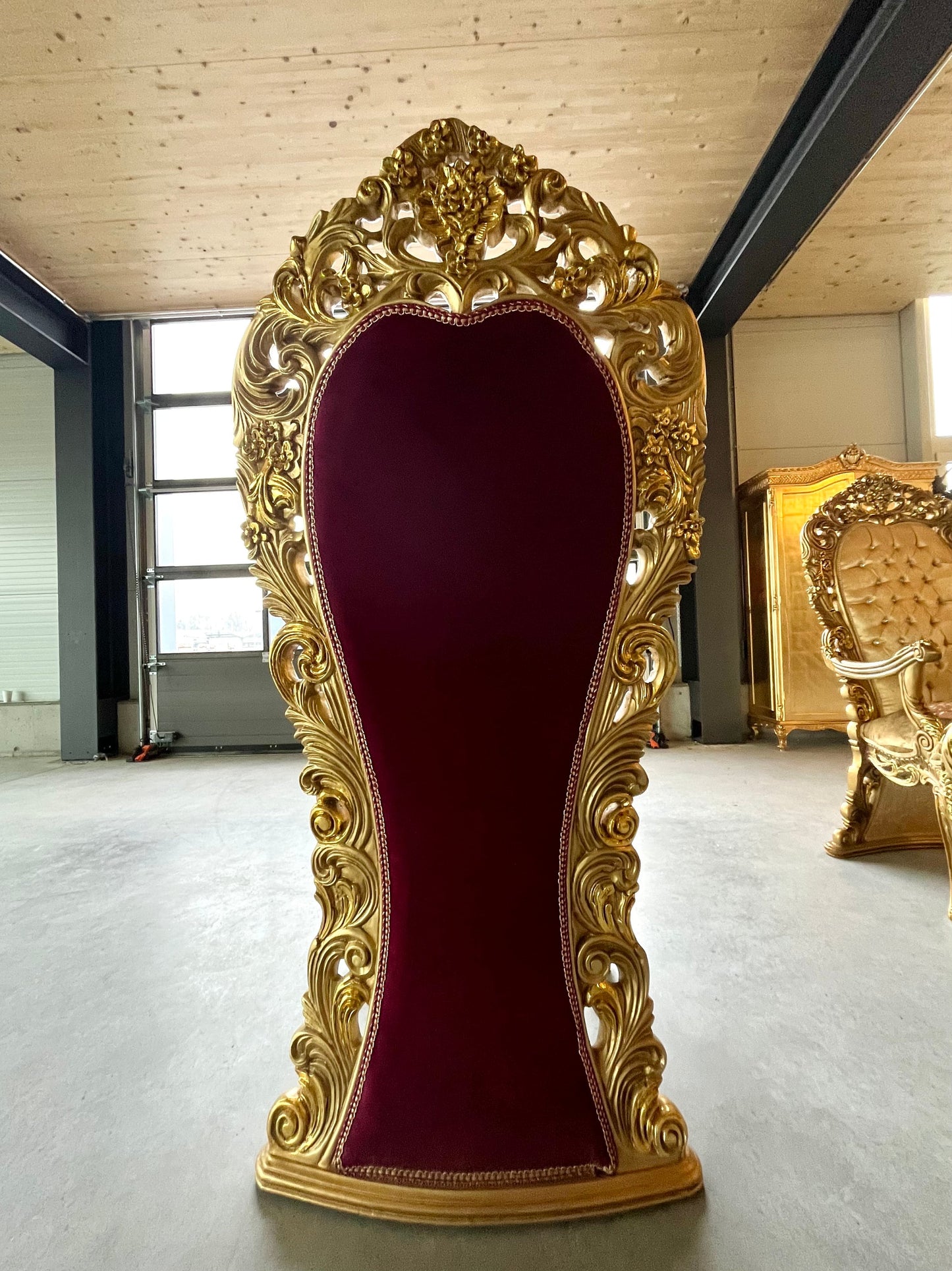 King Throne Red Deluxe Huge Armchair in Bordeaux Embroidery Seated Gold Finish