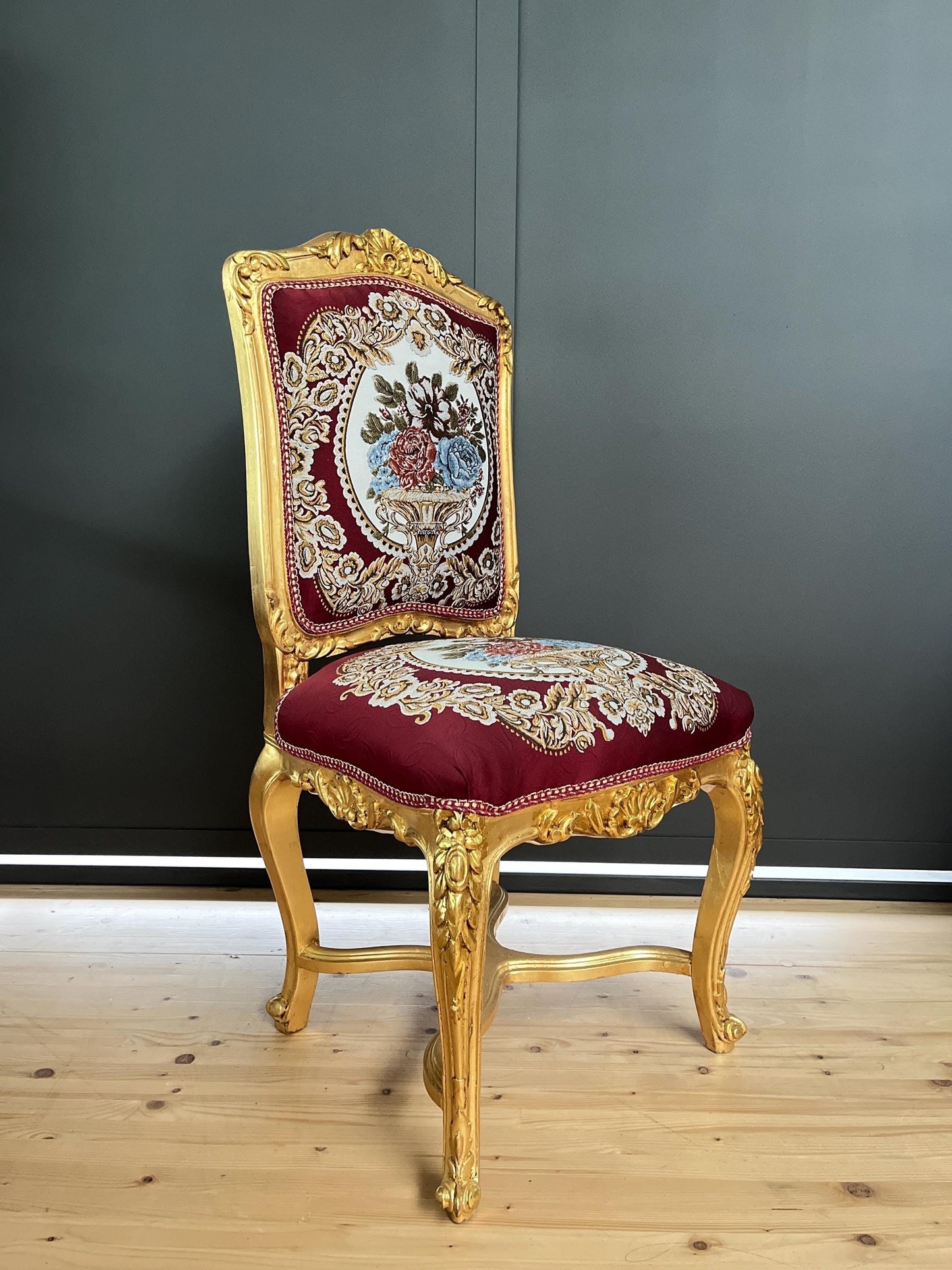 Accent Chair Antique Style Gold Finish Dining Chair Red Baroque Rococo Style Chair in Red Italian Baroque Style for Home