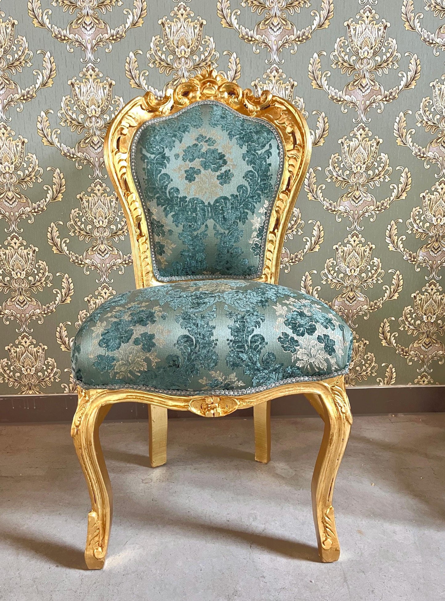 Accent Chair French Louis Style Gold Dining Chair in Xmas Green Damask Baroque Rococo Style Chair Flower Pattern for Holiday Home Decor