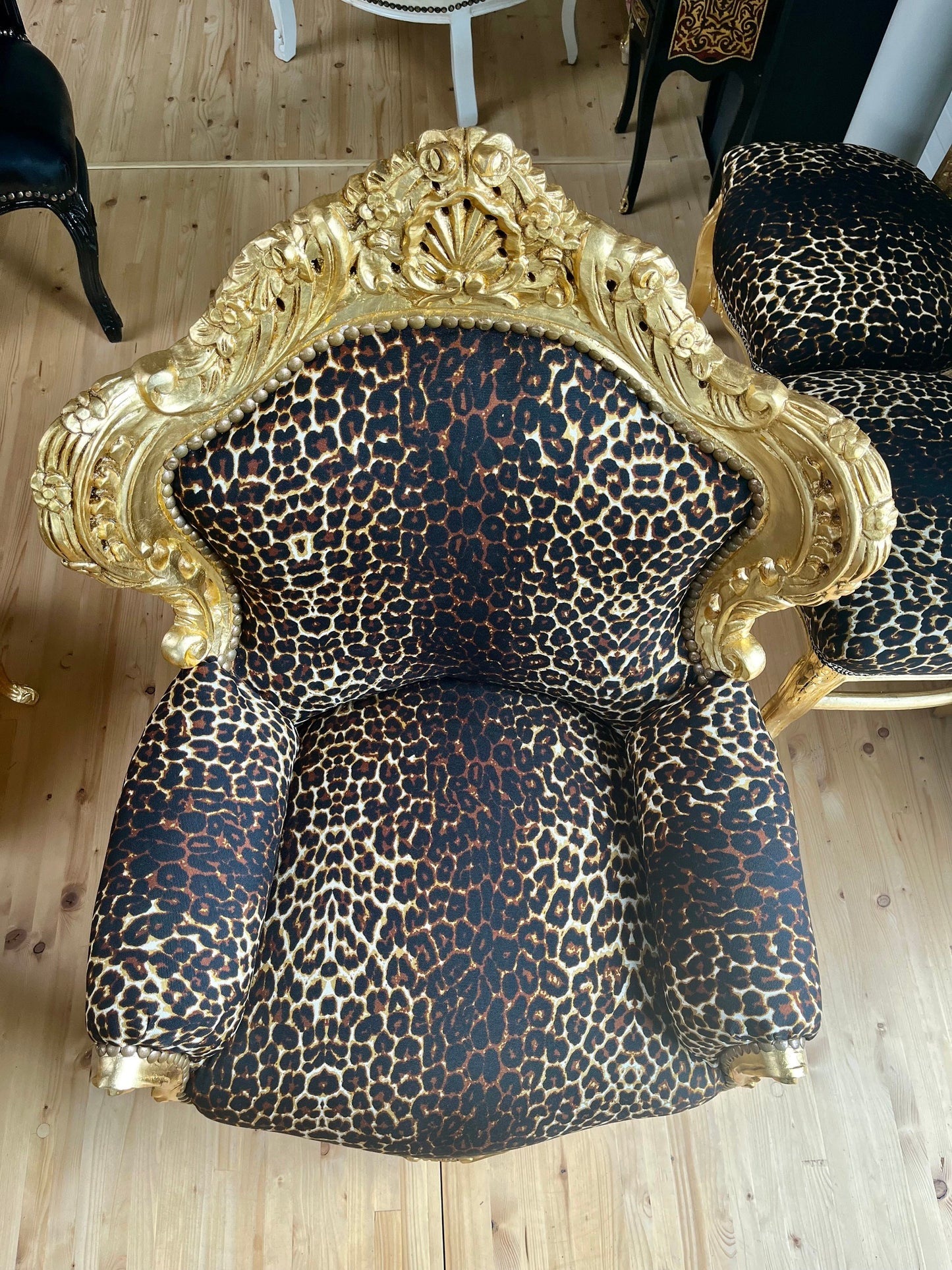 Armchair French Baroque Rococo Style Wooden Sofa Chair Antique Style in Leopard Brown for Living Room Home Decor