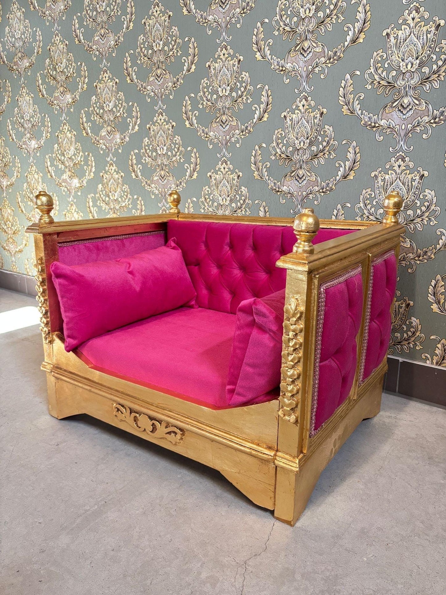 Pet Sofa Green Velvet French Baroque Style Cute Dog Couch Handmade in Hot Pink Velvet Gold Finish for Small Pet for Pet Lover