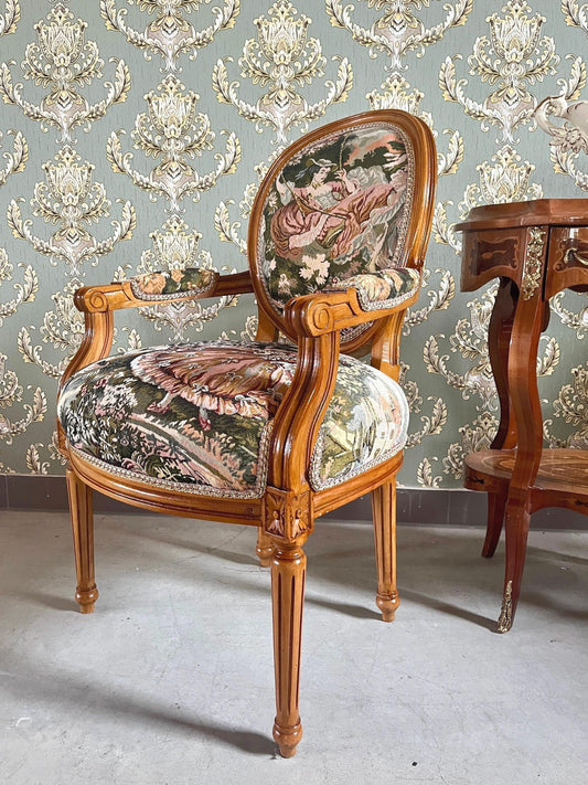 Armchair Classic Baroque Style Wooden Chair in Tapestry Fabric Juliet Love Story Pattern for Lounge Room Decor