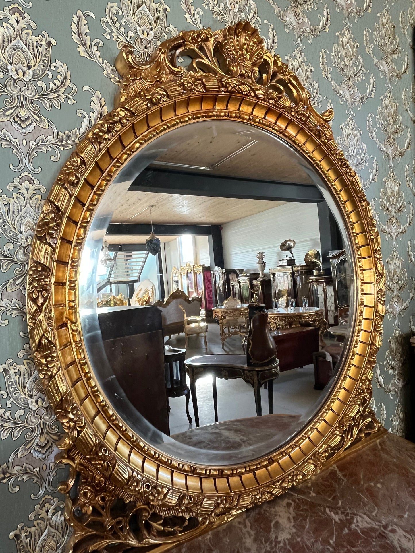 Console Table & Round Mirror Royal Baroque Antique Style Console Table Marble Top in Gold Finish for Villa House Hotel Lobby Decor