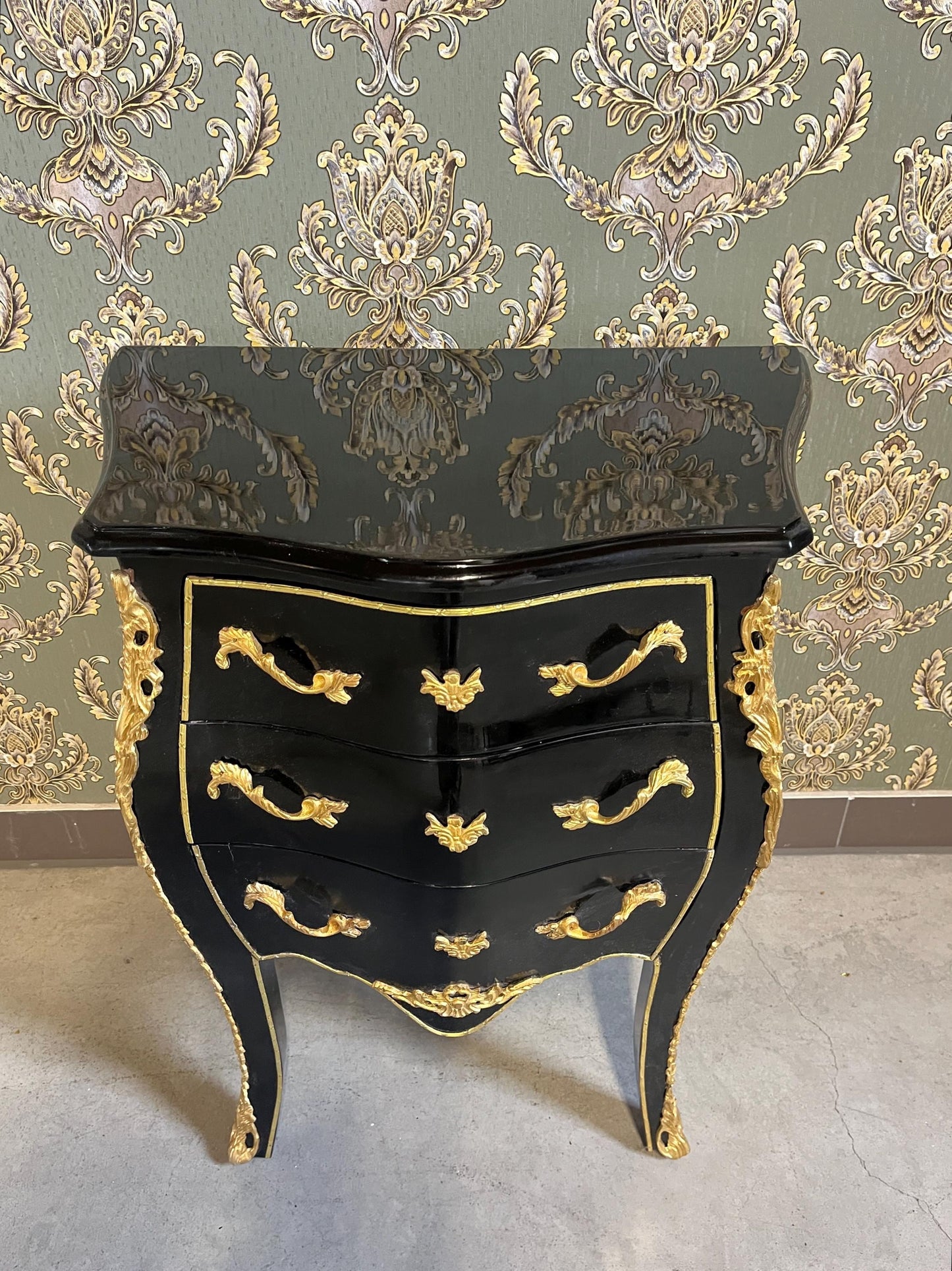 Black Night Stands French Baroque Style Chest of Drawers in Handmade Bedside Table Retro Baroque Rococo Style for bedroom for New Home Decor