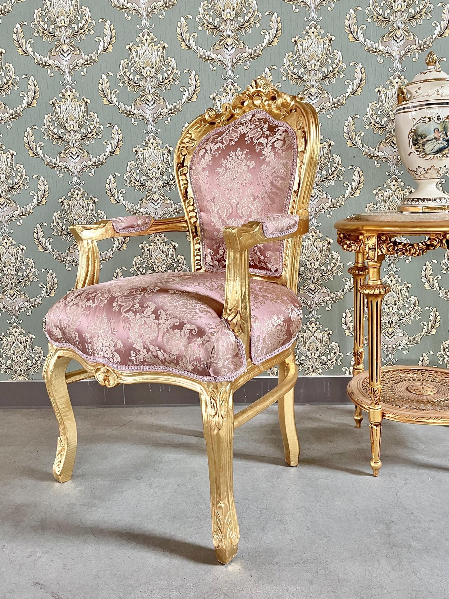 Accent Armchair Louis XV Style Xmas Green Velvet Chair French Baroque Rococo Style Chair in Shiny Pink for Furniture Gift Xmas Home Decor