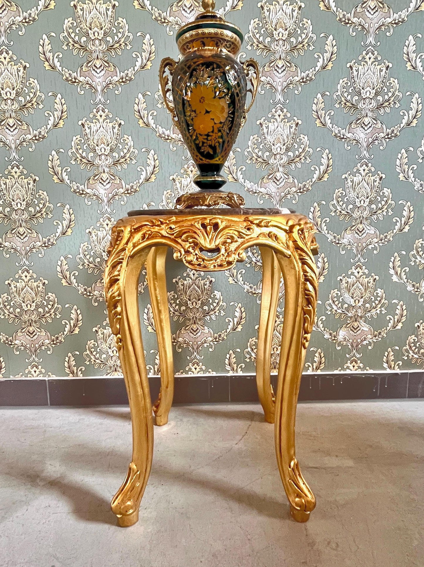 Round Side Table French Louis Antique Style Handmade Side Table with Brown Marble Top Retro Baroque Style In Gold Finish for Home Decor