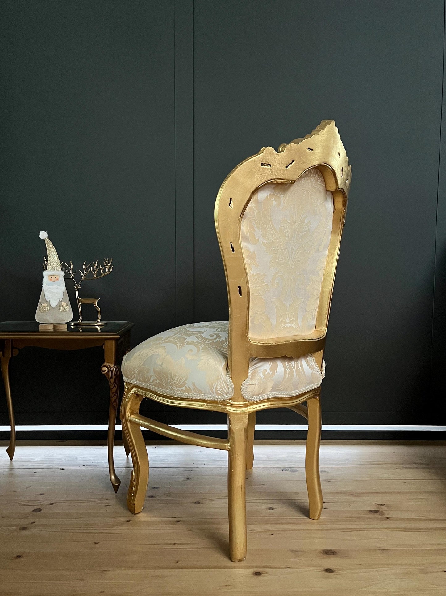 Accent Chair Beige Jacquard Fabric French Baroque Chair Rococo Style Chair Antique Style Reproduction Dining Chair Beige Jacquard Fabric