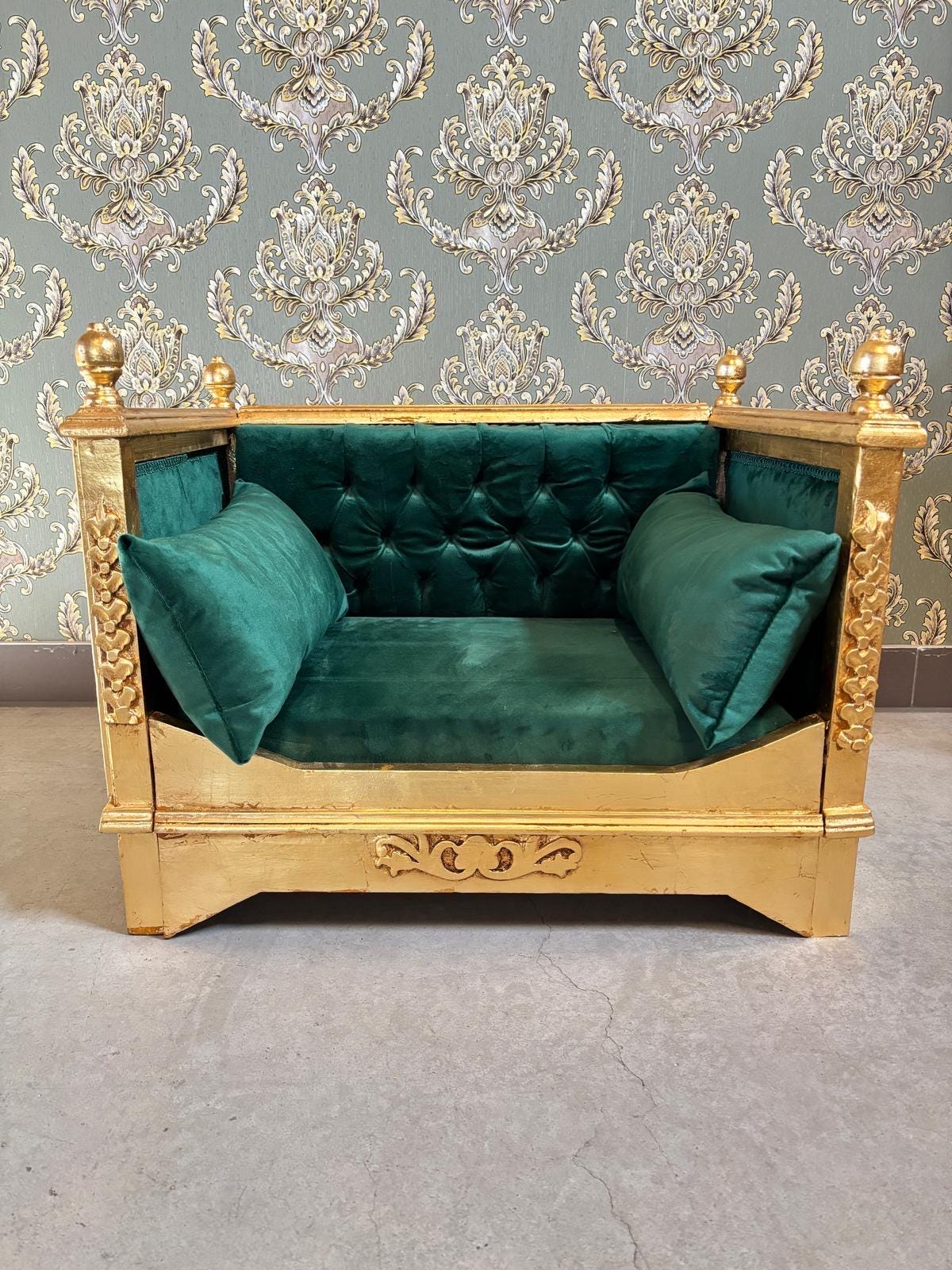 Pet Sofa Green Velvet French Baroque Style Cute Dog Couch Handmade in Hot Pink Velvet Gold Finish for Small Pet for Pet Lover