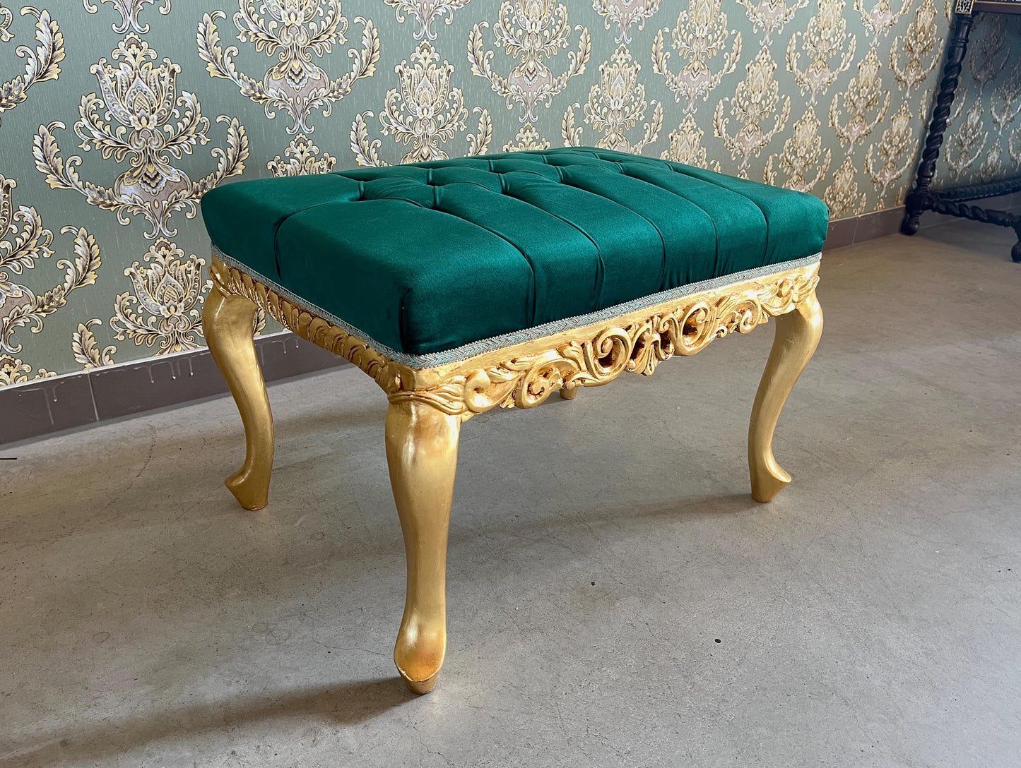 Small Bench Retro Baroque Rococo Style Ottoman in Xmas Green Velvet Gold Finish for Furniture Home Gift Xmas Gift for Home Decor