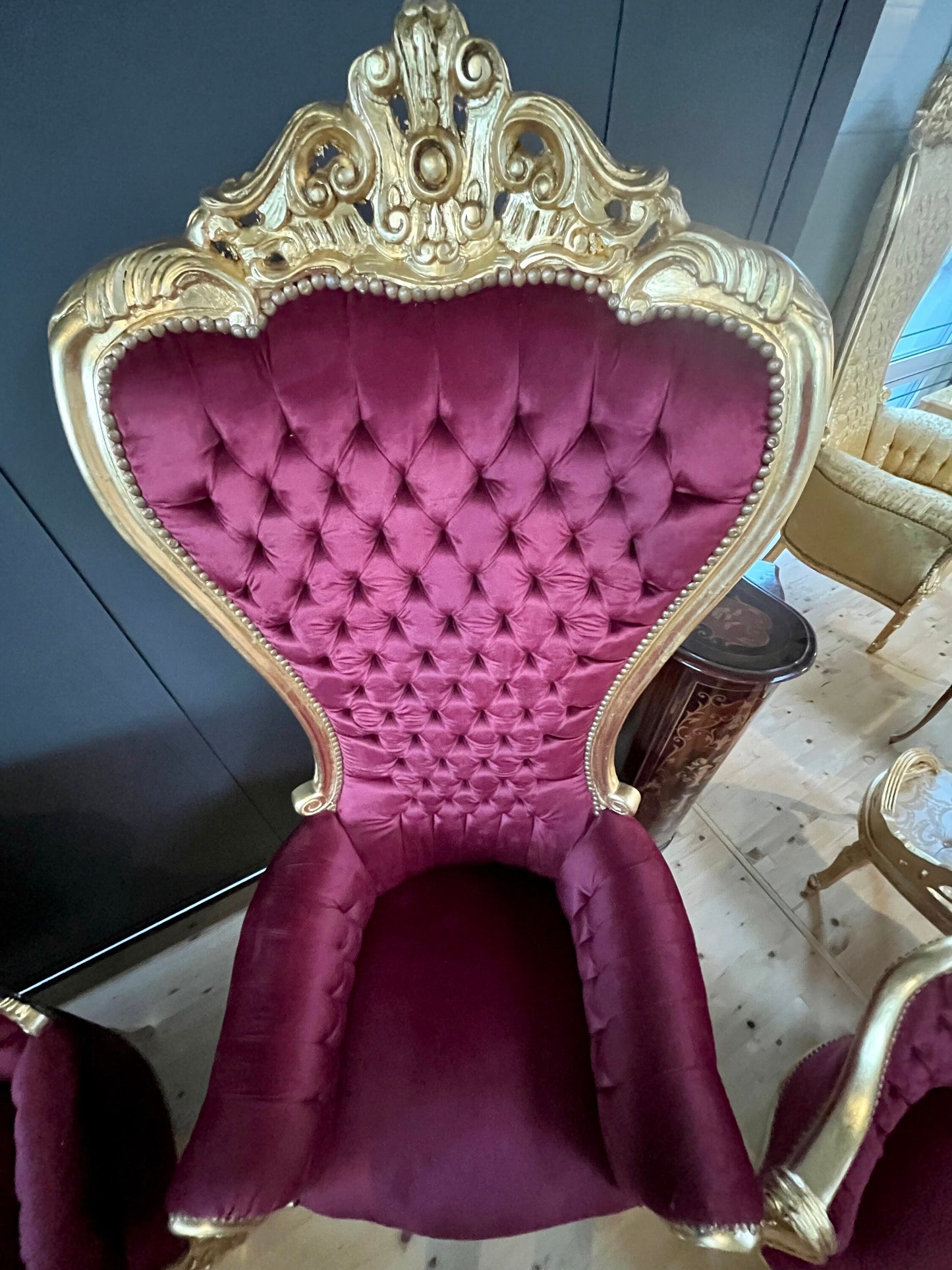 Big Sofa Chair Gold Surprise Party Huge Armchair French Baroque Style Chair for Special Event