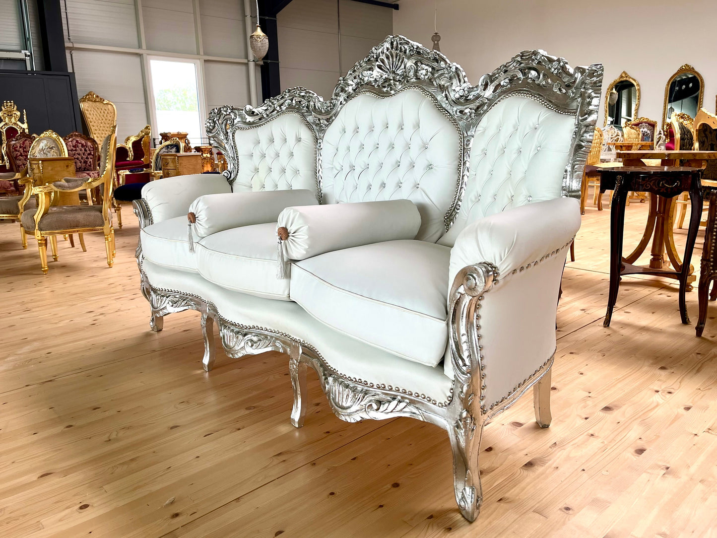 Sofa Set French Louis Style in White Color Settee Baroque Rococo Style Sofa Set in Silver Finish for Wedding Party Event