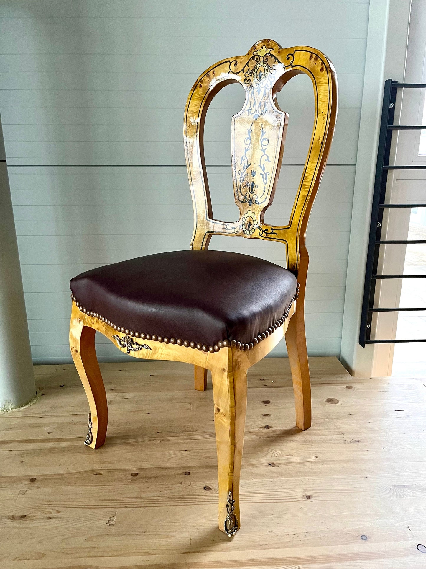 Dining Chair Retro Baroque Style Home Decor Chair in Yellow Frame & Brown Seat Italian Antique Style