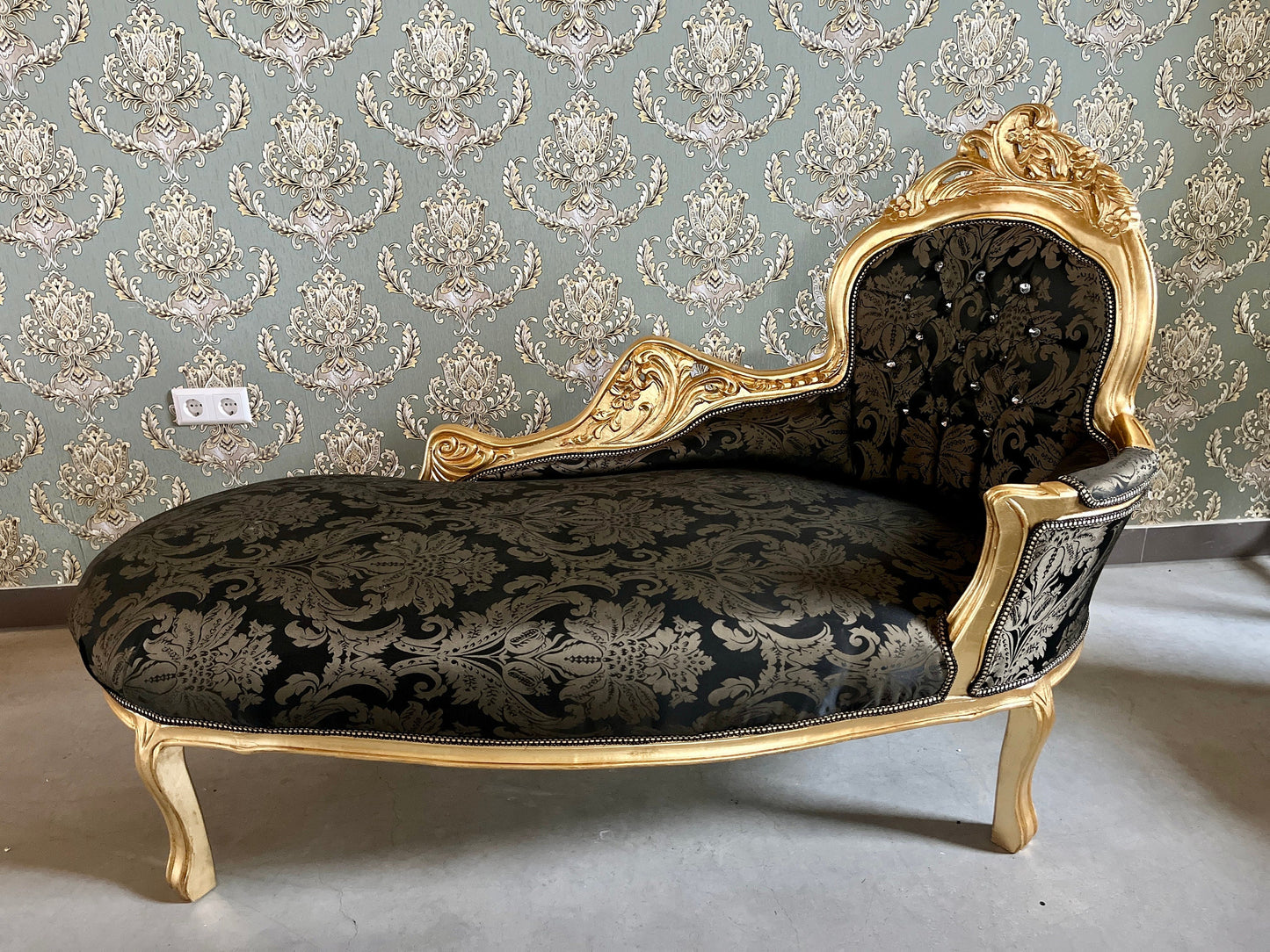 Chaise Longue French Louis Style in Black Floral Fabric Retro Baroque Style Bench in Gold Finish for Home Decor