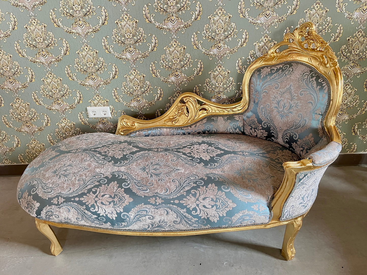 Chaise Longue Blue Velvet French Louis XV Antique Style Bench, Velvet Longue Retro Baroque Style Bench for Lounge Room, for Bedroom Decor