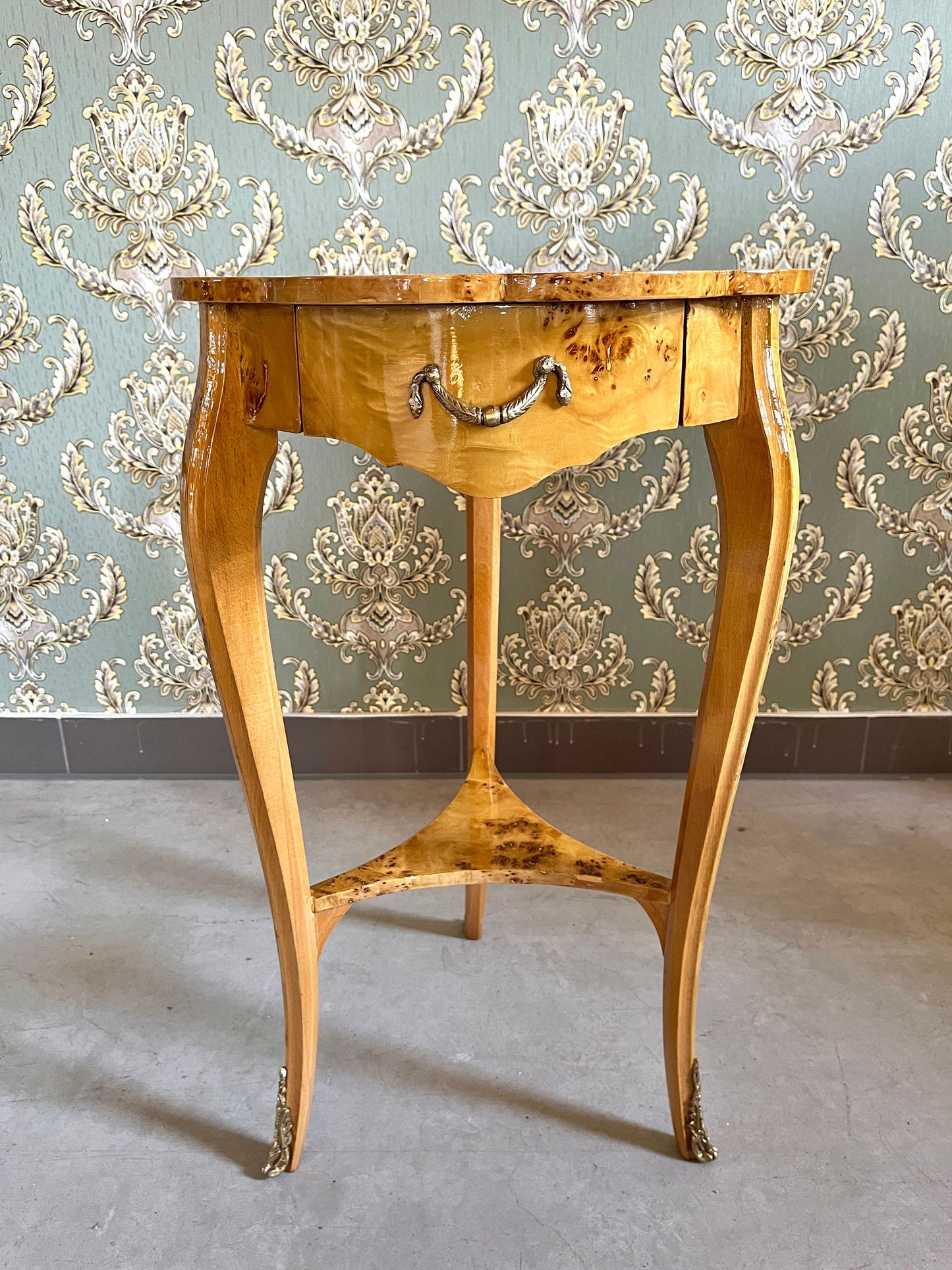 Small Side Table Italian Baroque Style in Wooden Brown Coffee Table Nostalgic Small Living Room End Table Handmade Yellow Veneer Home Decor