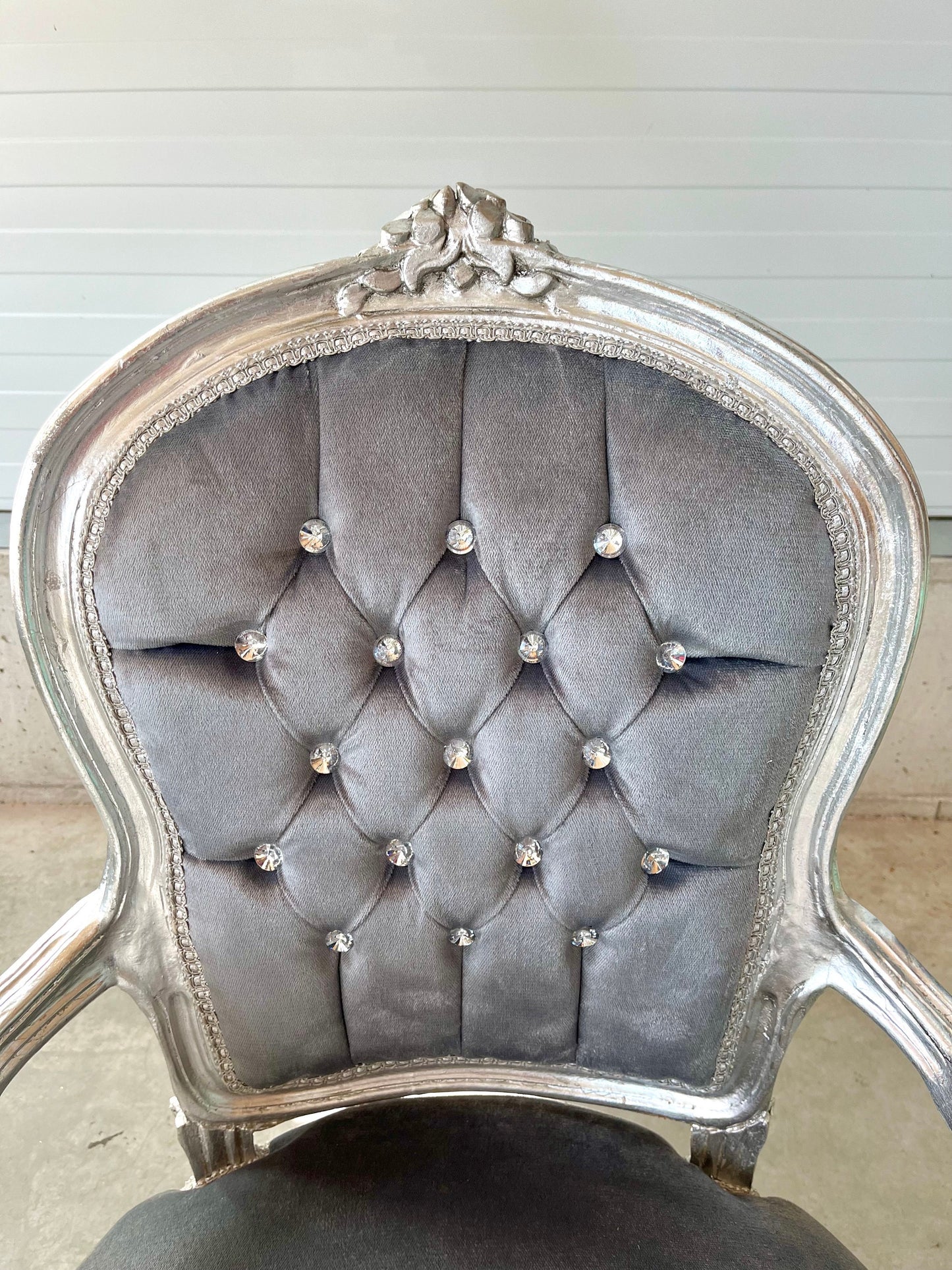 Armchair French Louis Style Grey Velvet Chair Antique Style Silver Finish Baroque Rococo Style Armchair  for Home