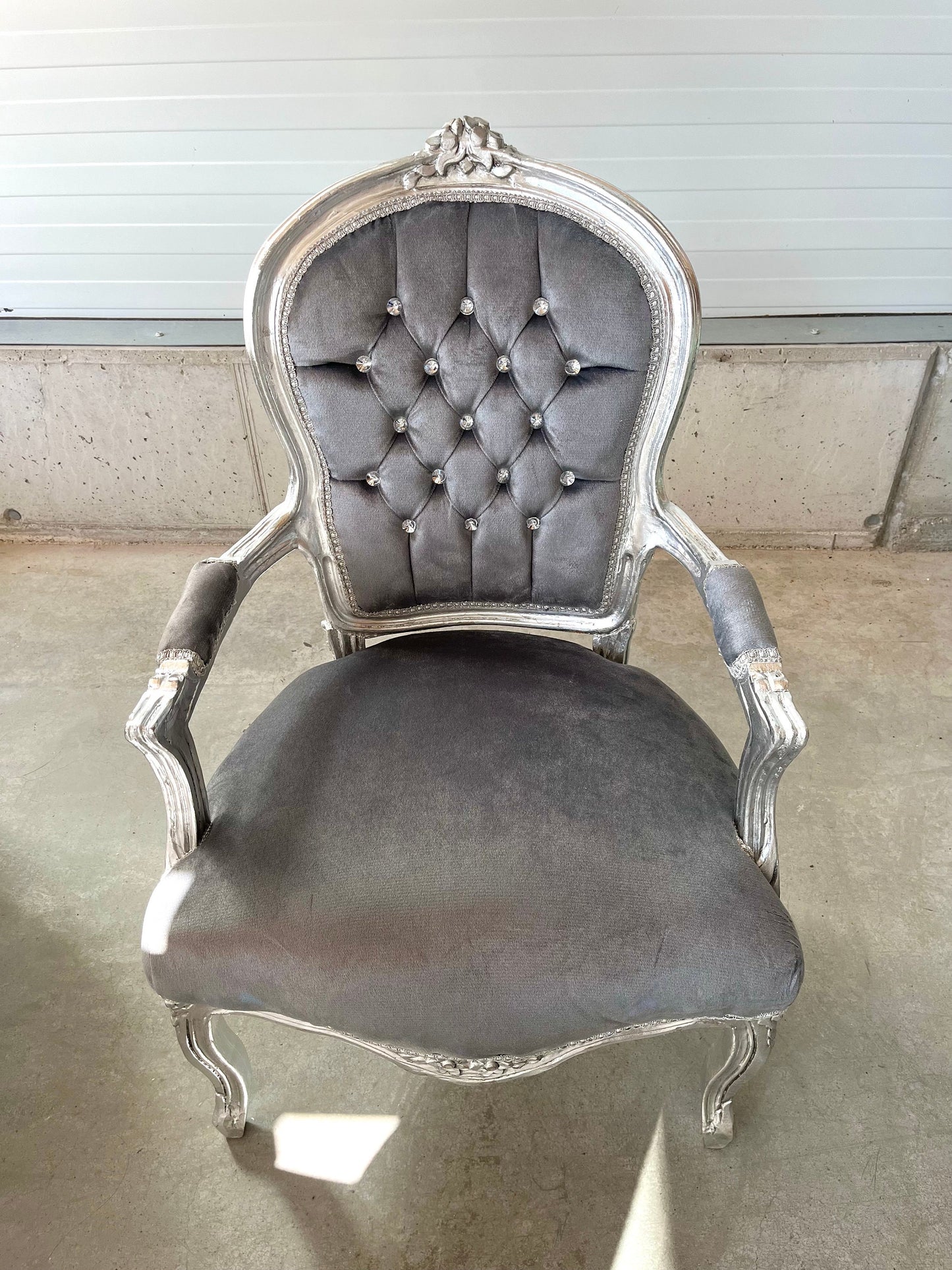 Armchair French Louis Style Grey Velvet Chair Antique Style Silver Finish Baroque Rococo Style Armchair  for Home