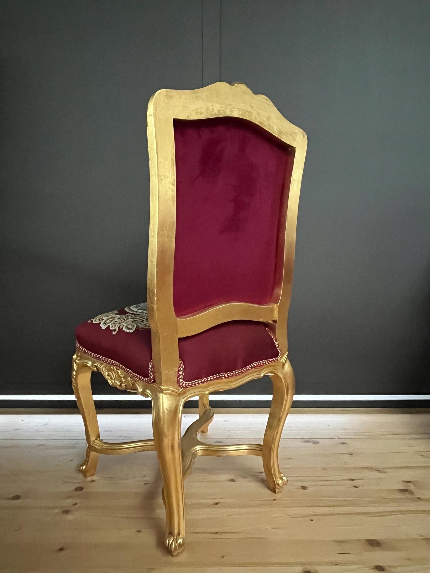 Accent Chair Antique Style Gold Finish Dining Chair Red Baroque Rococo Style Chair in Red Italian Baroque Style for Home