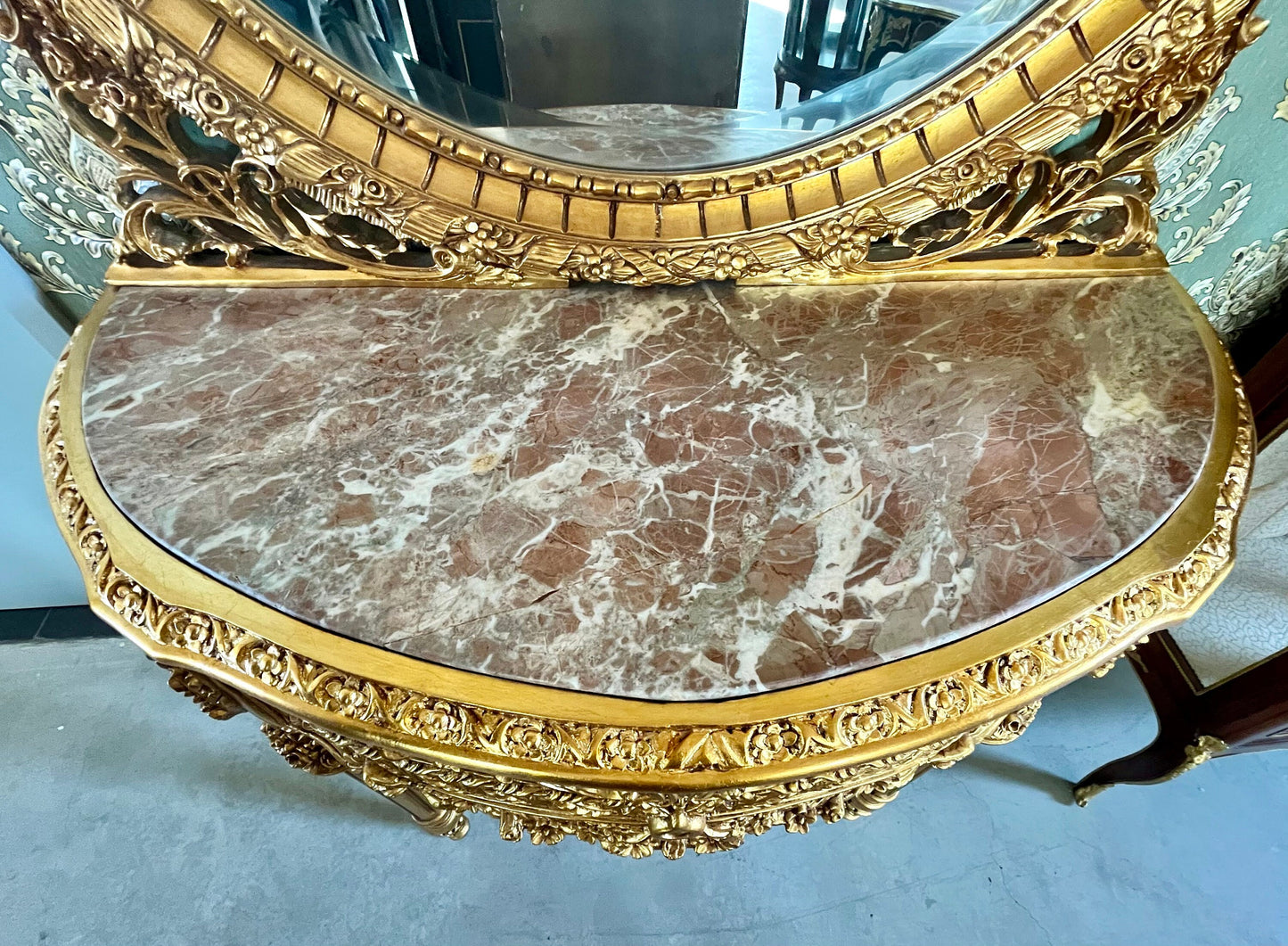 Console Table & Round Mirror Royal Baroque Antique Style Console Table Marble Top in Gold Finish for Villa House Hotel Lobby Decor