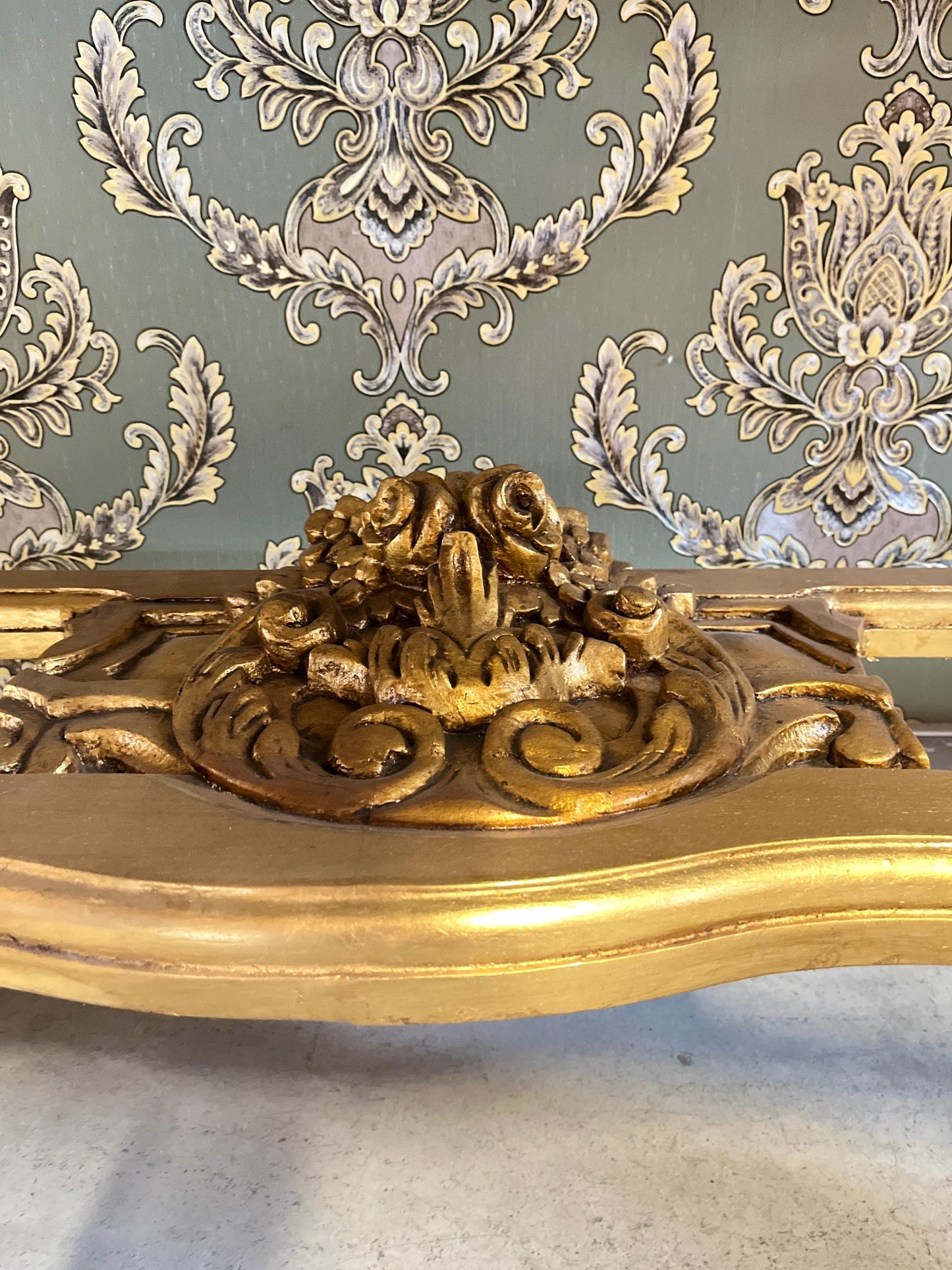 Console Table French Antique Style in Solid Wood Brown and Marble Slab Top Table Retro Baroque Style Gorgeous for Home Decor