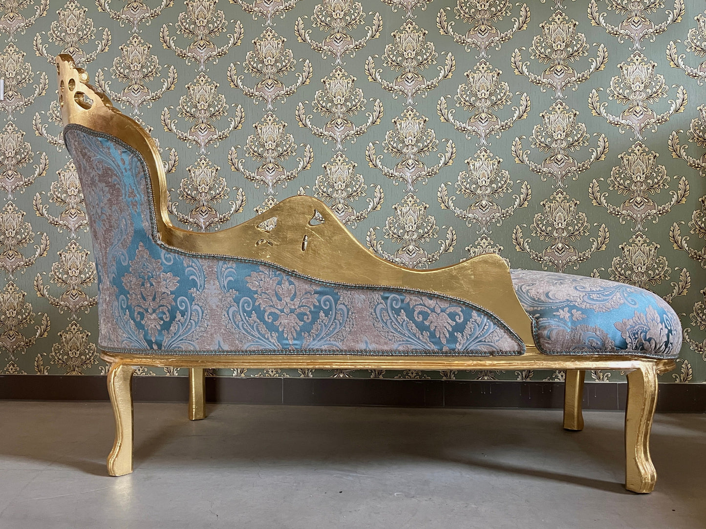 Chaise Longue Blue Velvet French Louis XV Antique Style Bench, Velvet Longue Retro Baroque Style Bench for Lounge Room, for Bedroom Decor