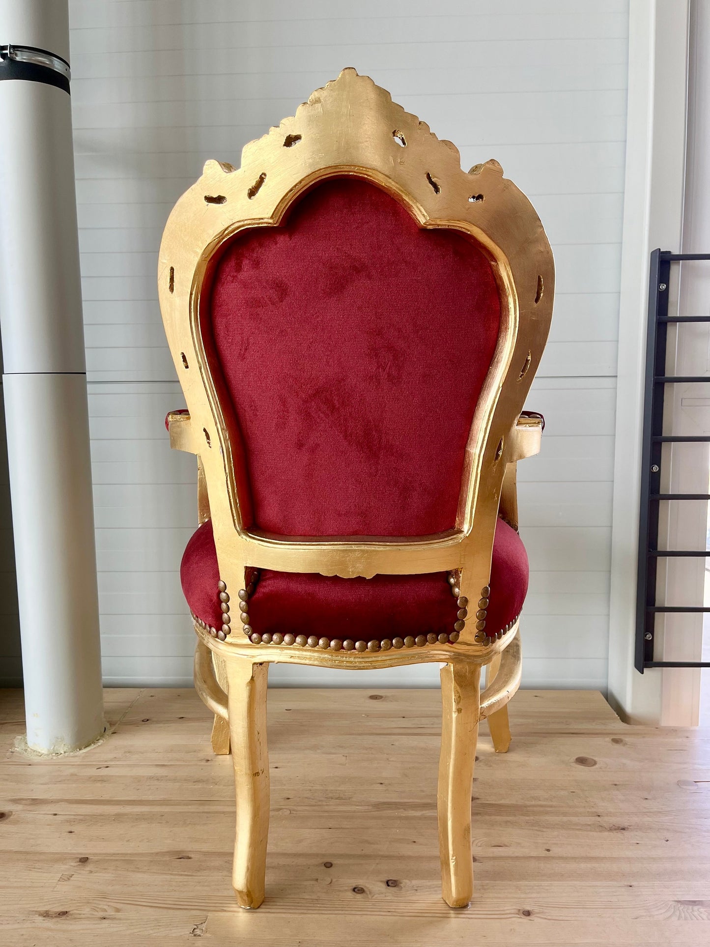 Armchair French Louis Style Red Velvet Dining Chair Antique Style Baroque Rococo Style Armchair in Gold Finish for Home