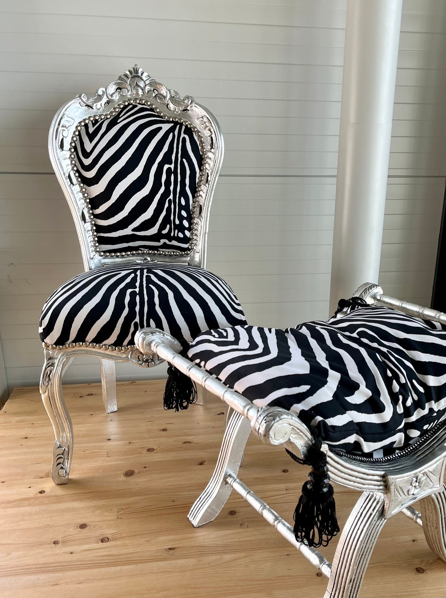French Baroque, Rococo, Barock Rokoko Stil Stuhl Chair- Silver Zebra