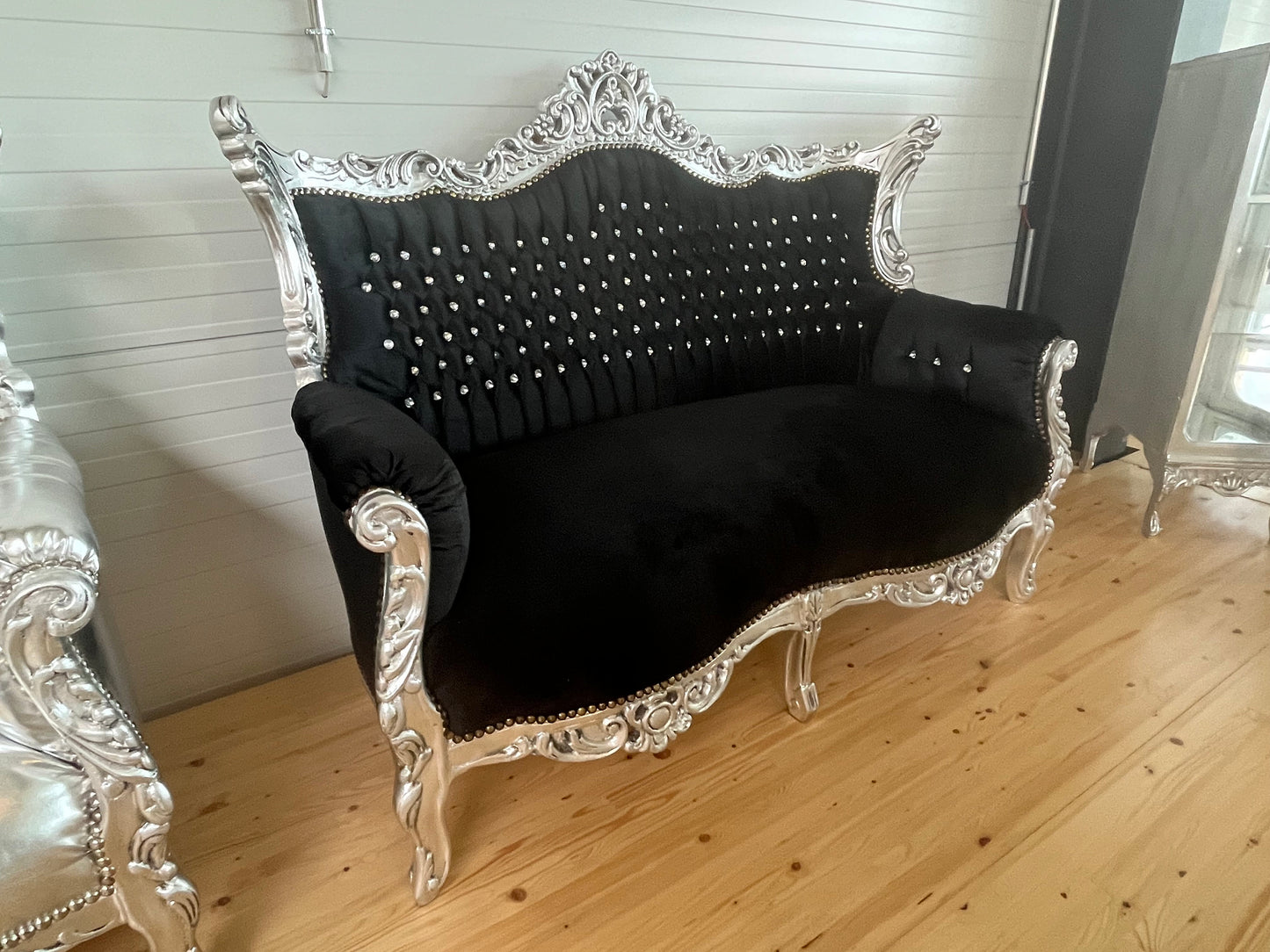 Lounge Sofa Barock Sofa im französischen Stil für Bar Salon Nachtclub / Lounge Sofa Baroque French Style Love Seat for Bar Salon Nightclub