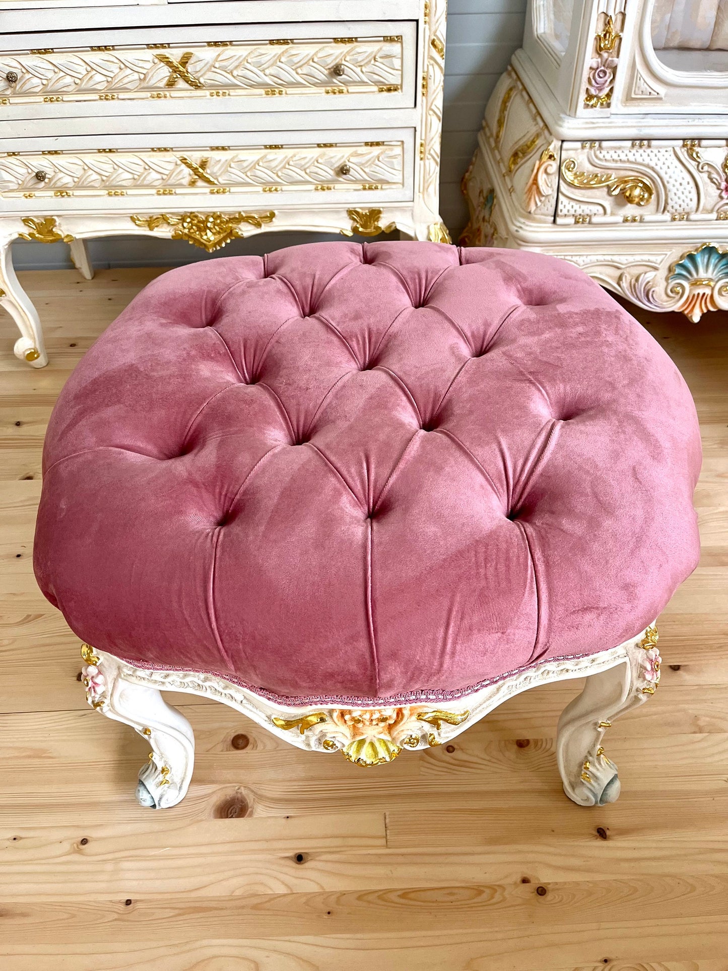 Französischer Barock-Fußhocker/ French Baroque Style Footstool- Rosa