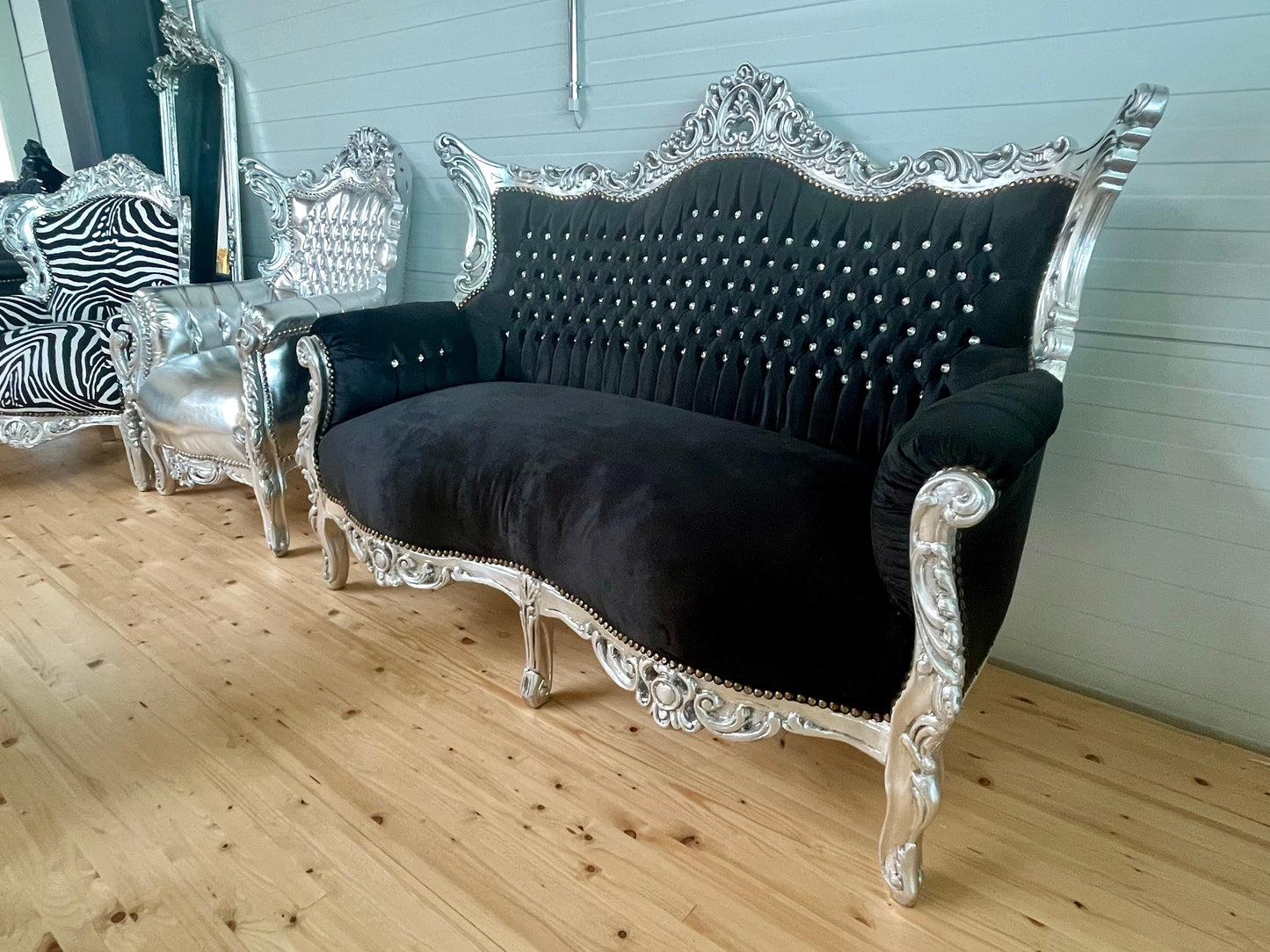 Lounge Sofa Barock Sofa im französischen Stil für Bar Salon Nachtclub / Lounge Sofa Baroque French Style Love Seat for Bar Salon Nightclub