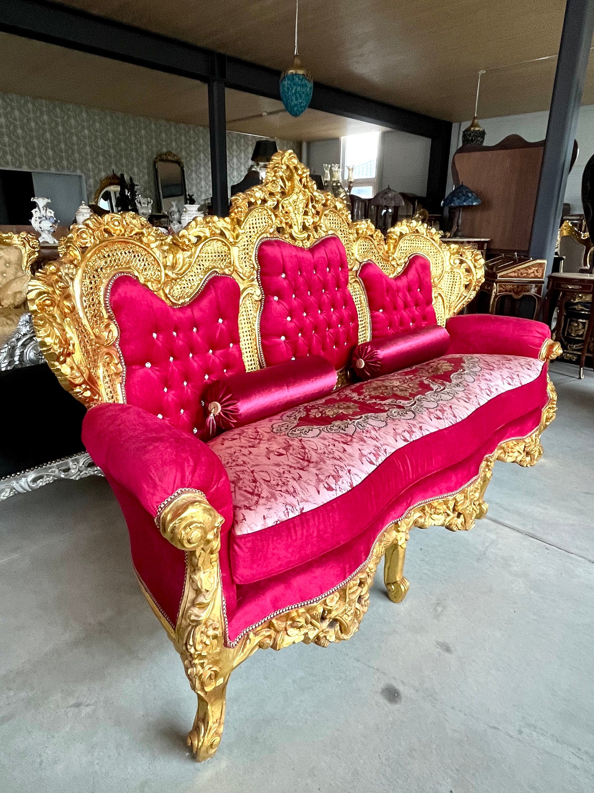 Saloon Sofa Set in Royal Antique Style for Hotel Huge Sofa Set in French Louis Style Saloon Sofa Set in Italian Baroque Rococo Style Red