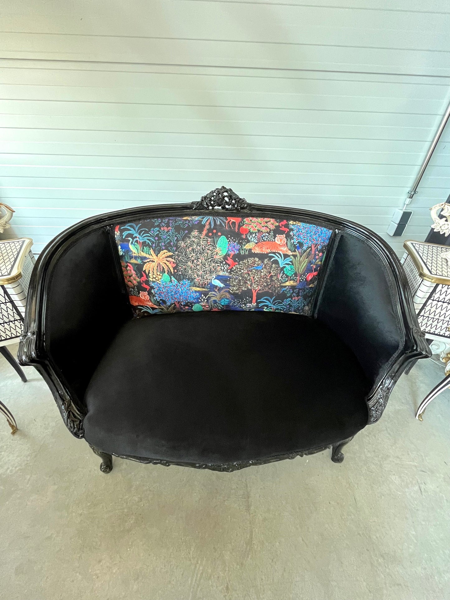 Lounge Sofa French Baroque Rococo Style in Black Velvet Safari Jungle Print Sofa For Party Special Event For Home Decor
