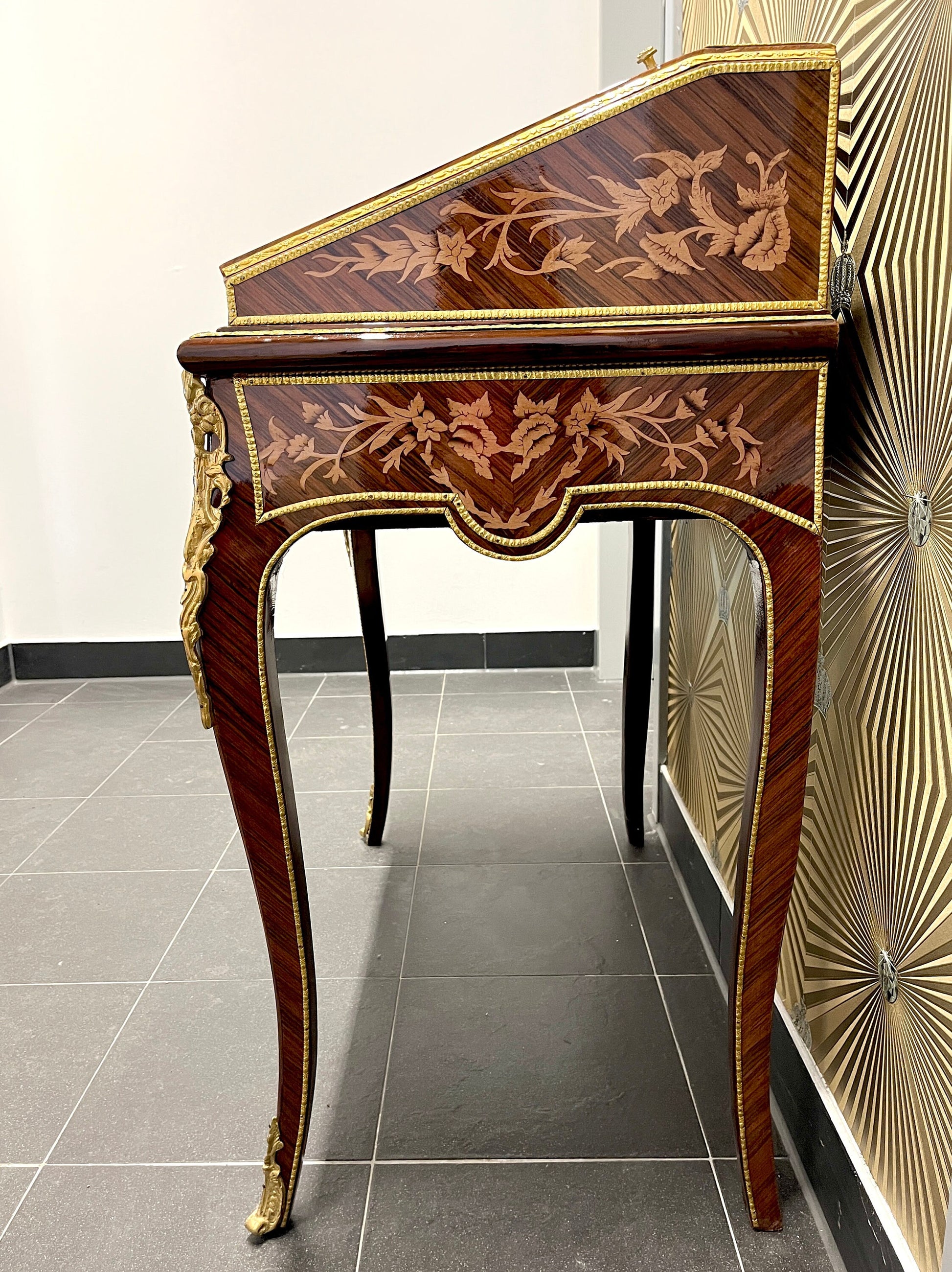 Small Organizer table European Antique Baroque Style Home Decor Niche Piece Side Table with an Extended Writing Board