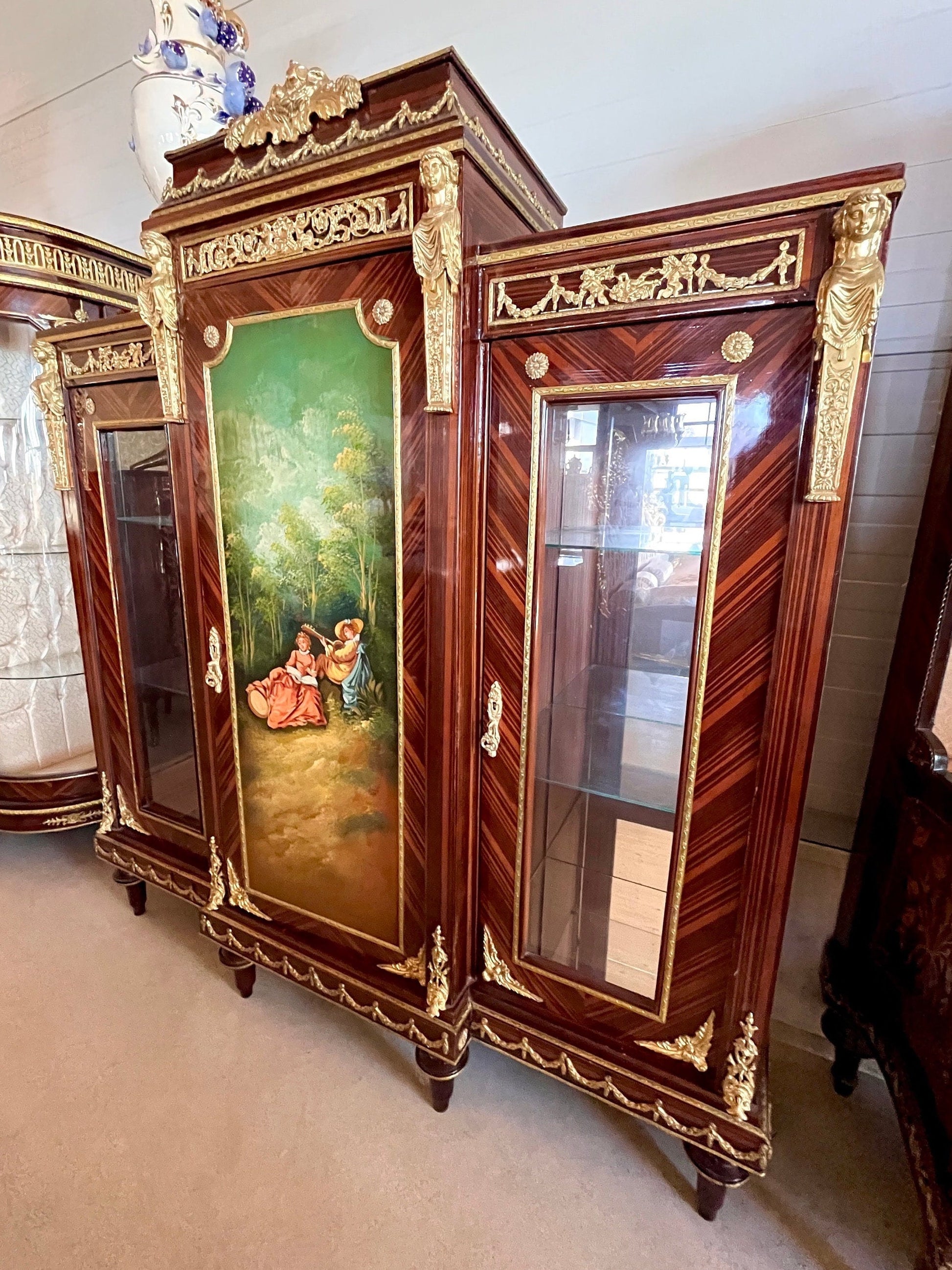 Cabinet Showcase Antique Baroque Style Oil Painting Hand-painted Glass Cabinet French Louis Style in Brown for Home Decor