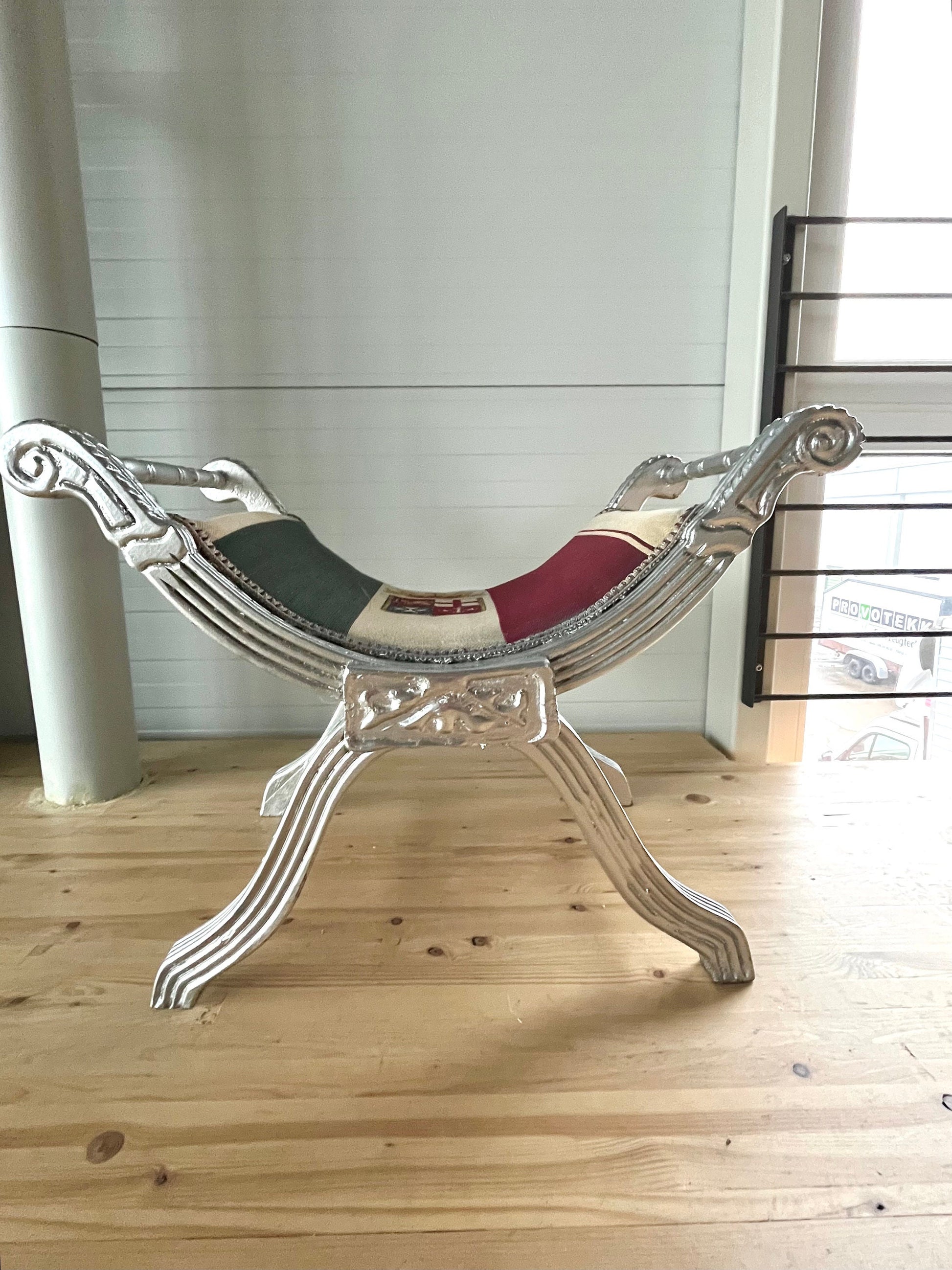Armchair and Ottoman Set French Louis Baroque Style Italian Naval Crown in Silver Finish Armchair Ottoman Set in Retro Baroque Rococo Style