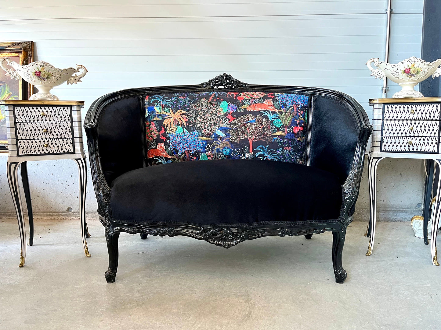 Lounge Sofa French Baroque Rococo Style in Black Velvet Safari Jungle Print Sofa For Party Special Event For Home Decor