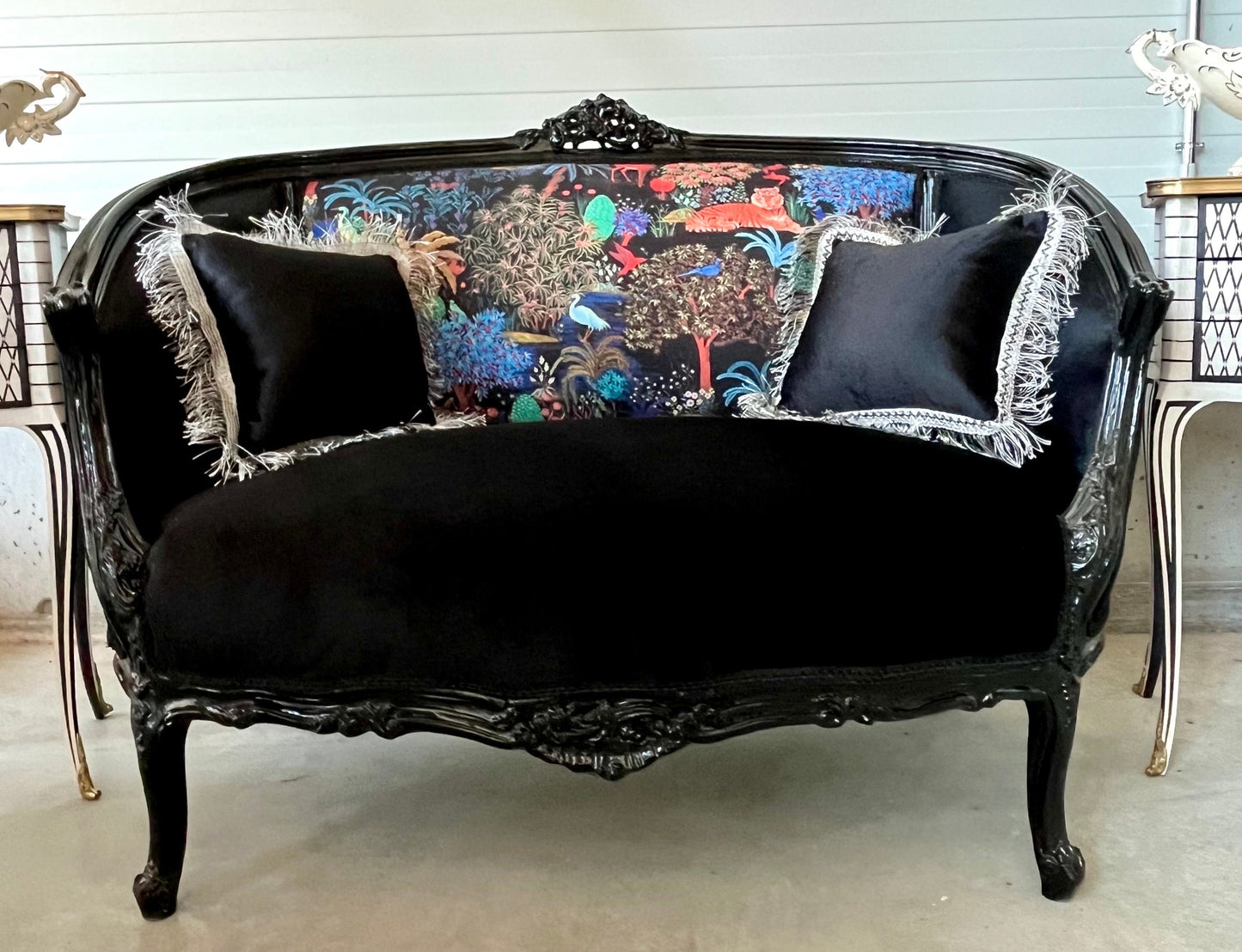Lounge Sofa French Baroque Rococo Style in Black Velvet Safari Jungle Print Sofa For Party Special Event For Home Decor