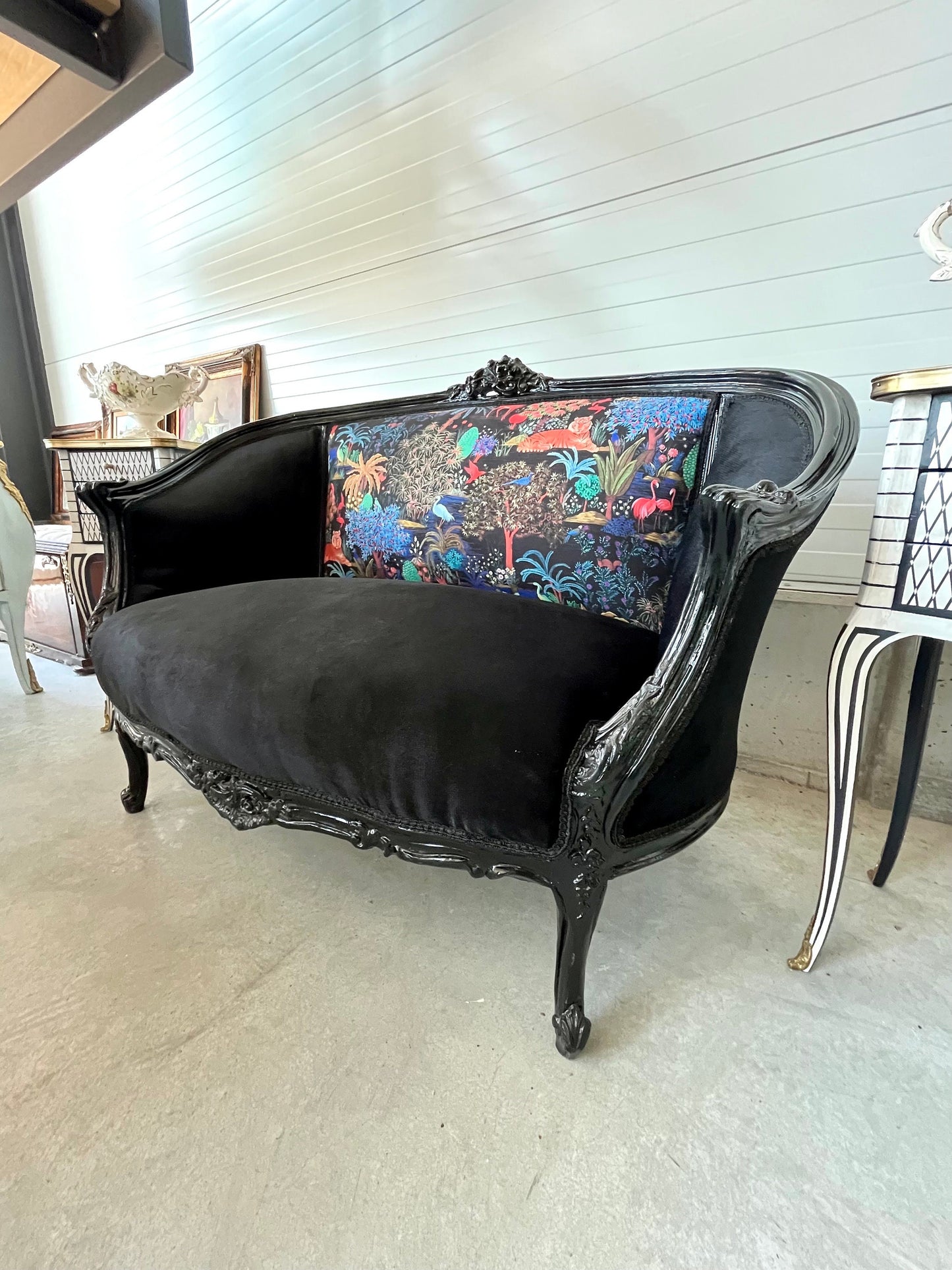 Lounge Sofa French Baroque Rococo Style in Black Velvet Safari Jungle Print Sofa For Party Special Event For Home Decor
