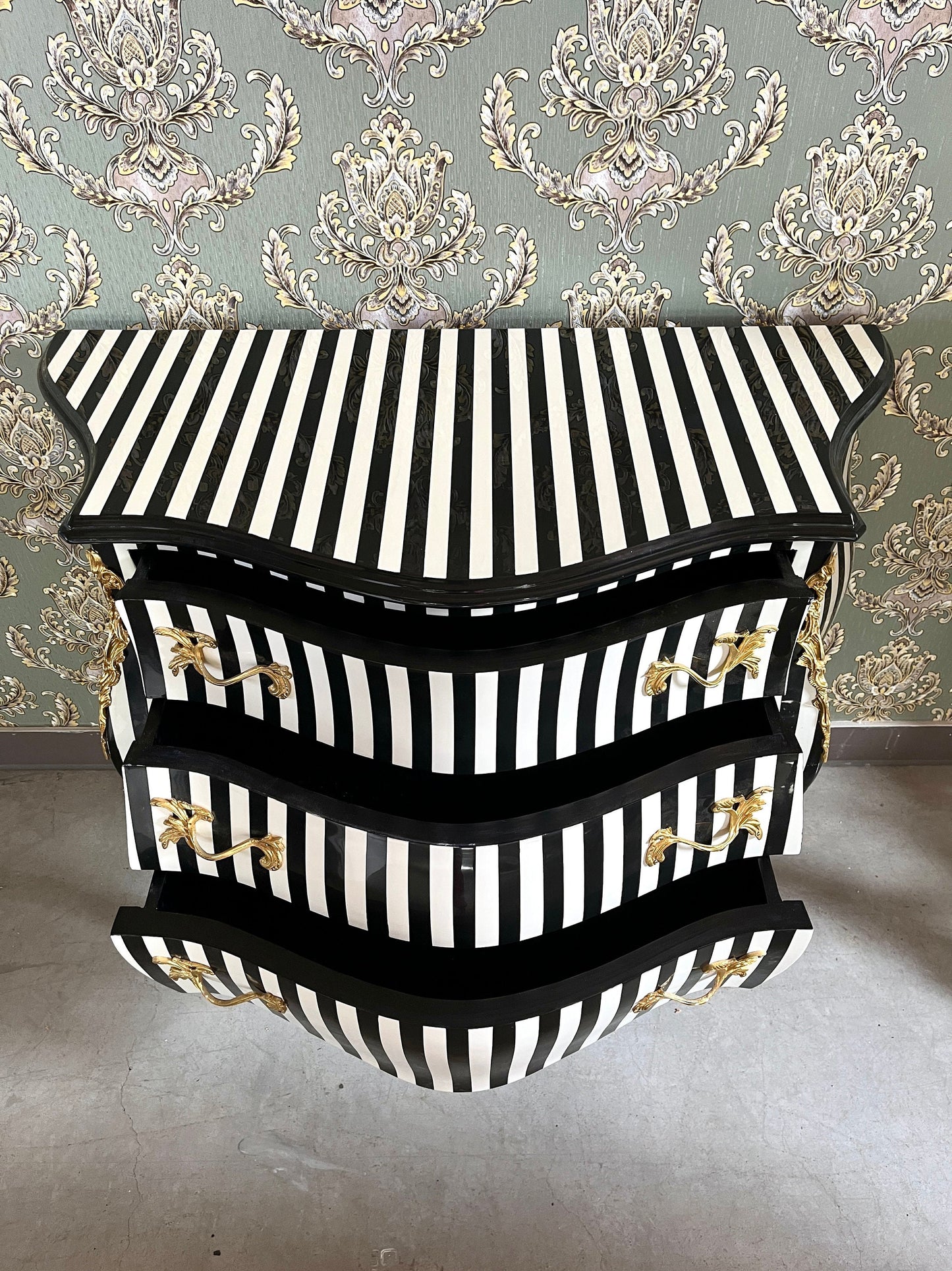 Chest of Drawer Louis XV Style Black Stripe Dresser Classic Baroque Rococo Style Wooden Cabinet Nostalgic Style for Bedroom Decor Gift