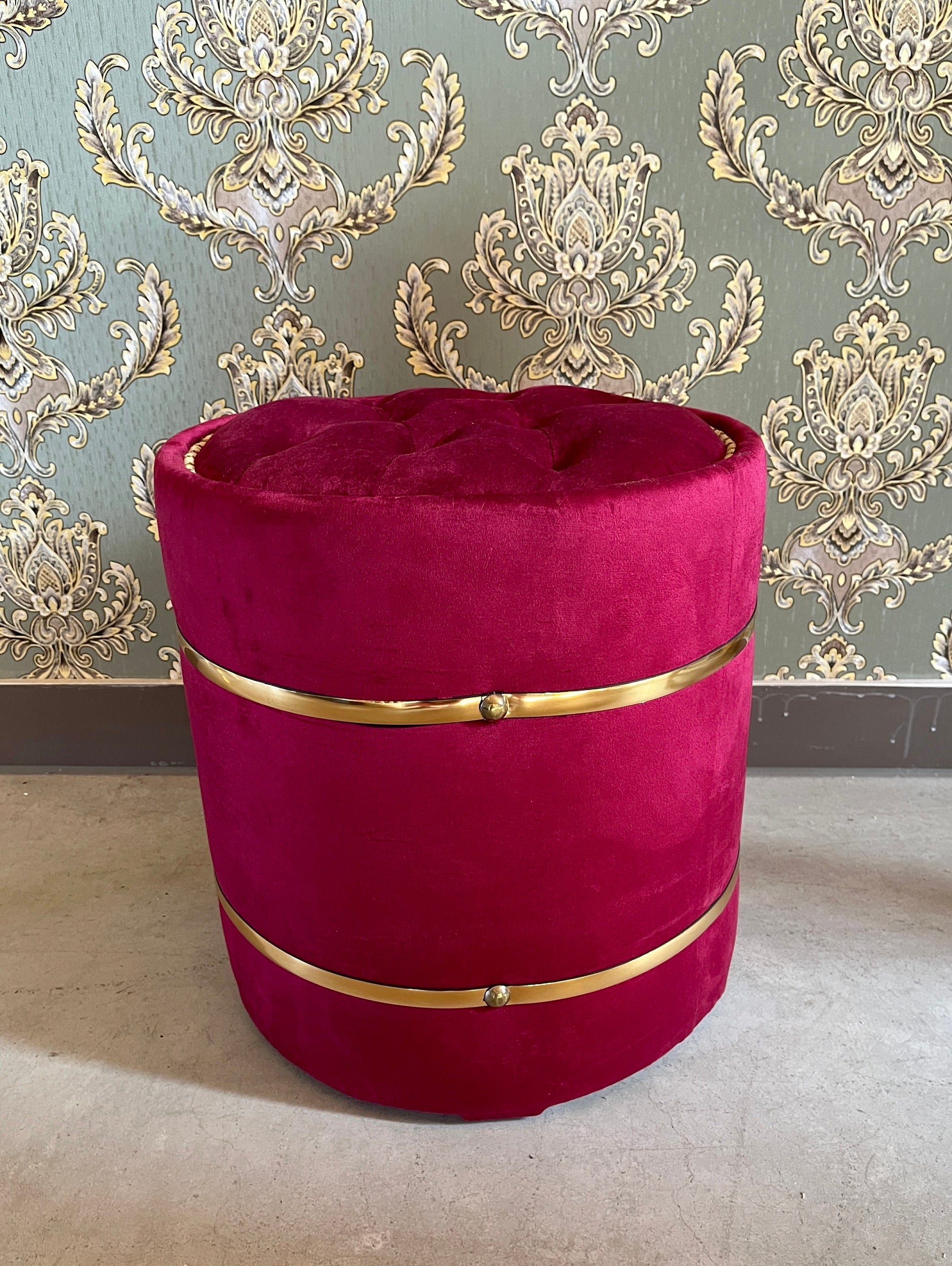 Ottoman Colorful Baroque Style Stool Nostalgic French Handmade Style Ottoman for Home Decor in Rich Velvet Purple Blue Red Beige