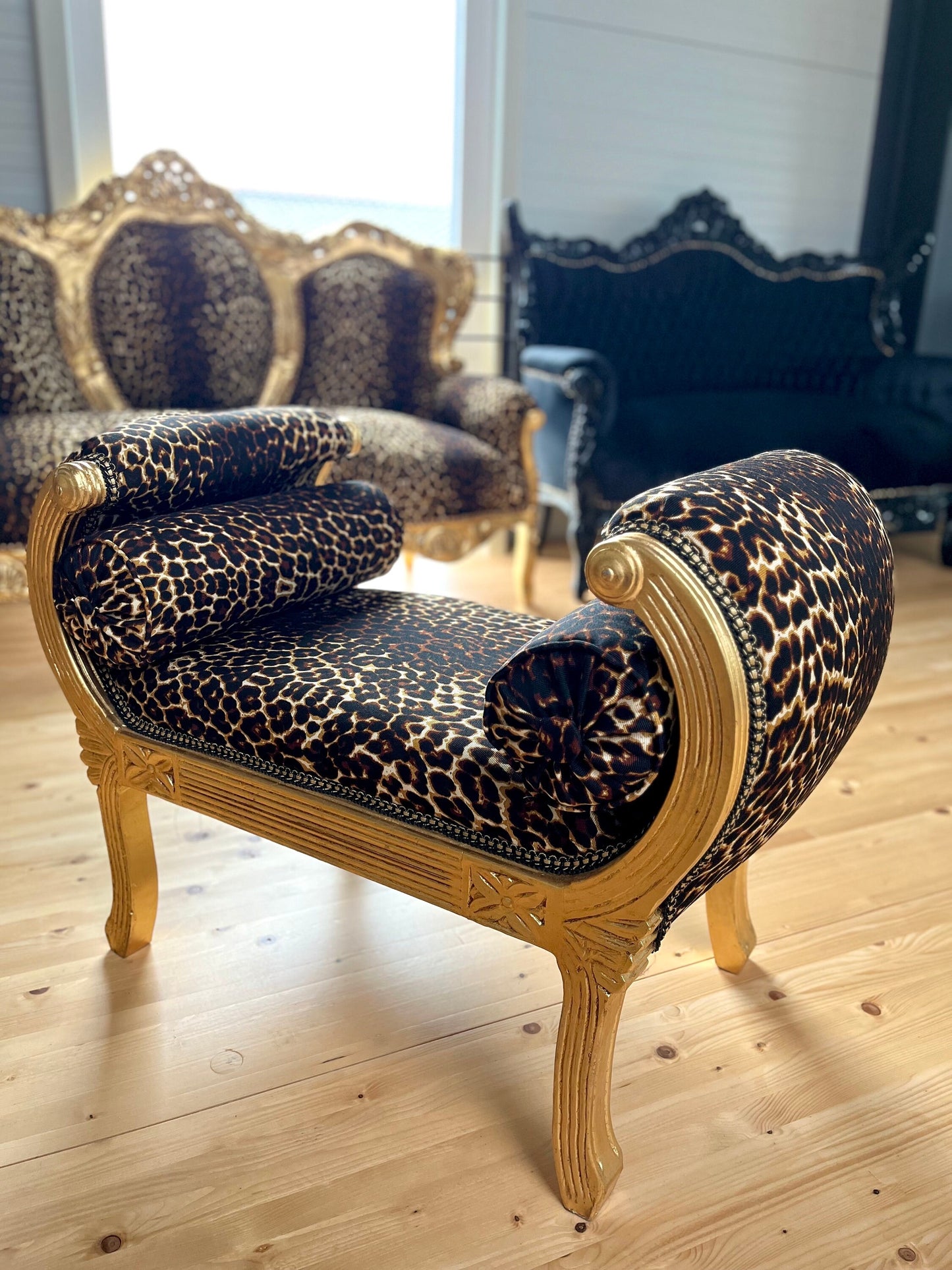 Ottoman Nostalgic French Louis Style Leopard Print Footstool in Gold Finish Ottoman Retro Baroque Style in Bordeaux Red Velvet Gift for Her