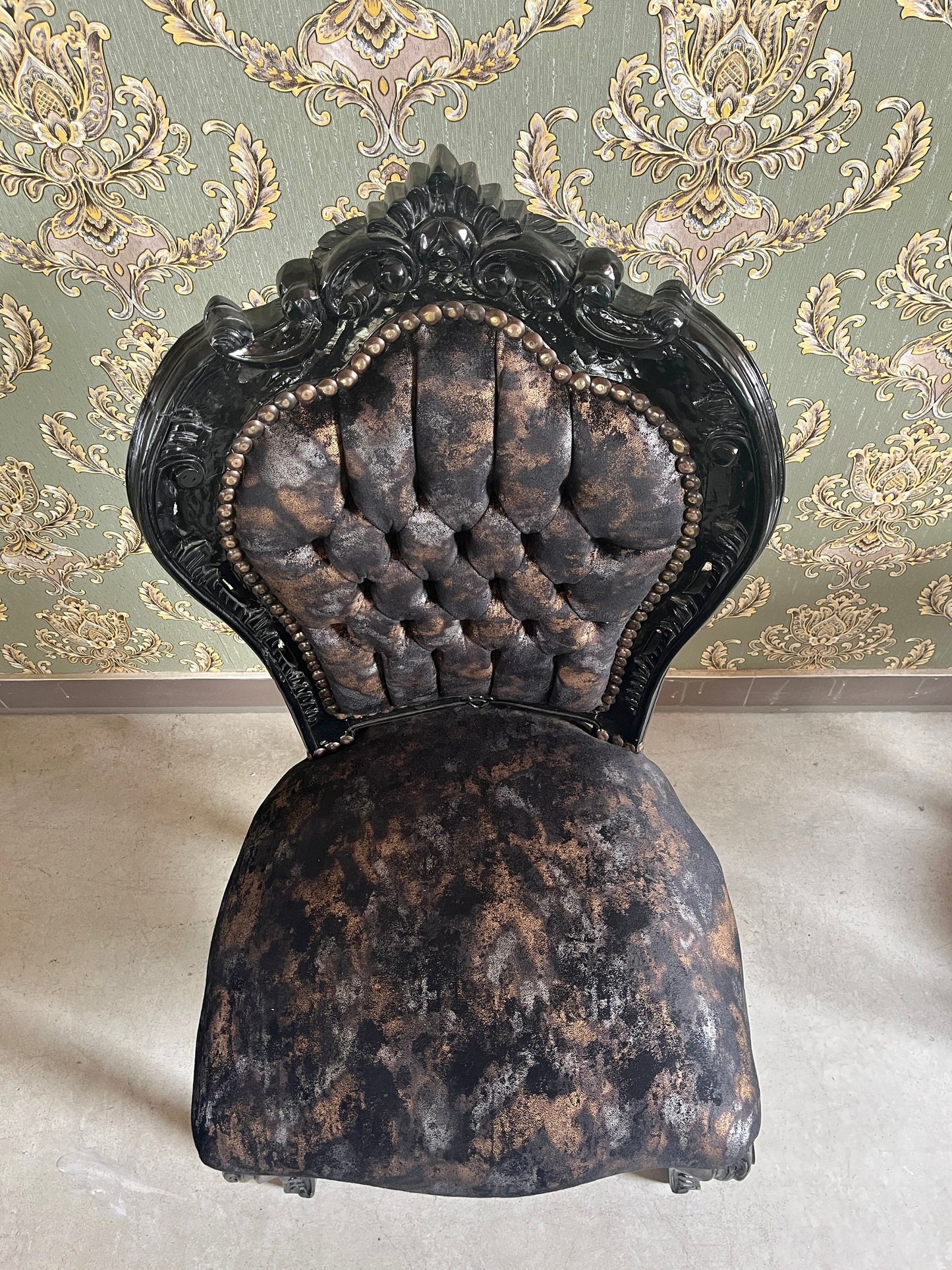 Accent Chair French Louis Style Dining Chair in Midnight Black Velvet Retro Baroque Rococo Style Chair in Brown Velvet for Home Décor