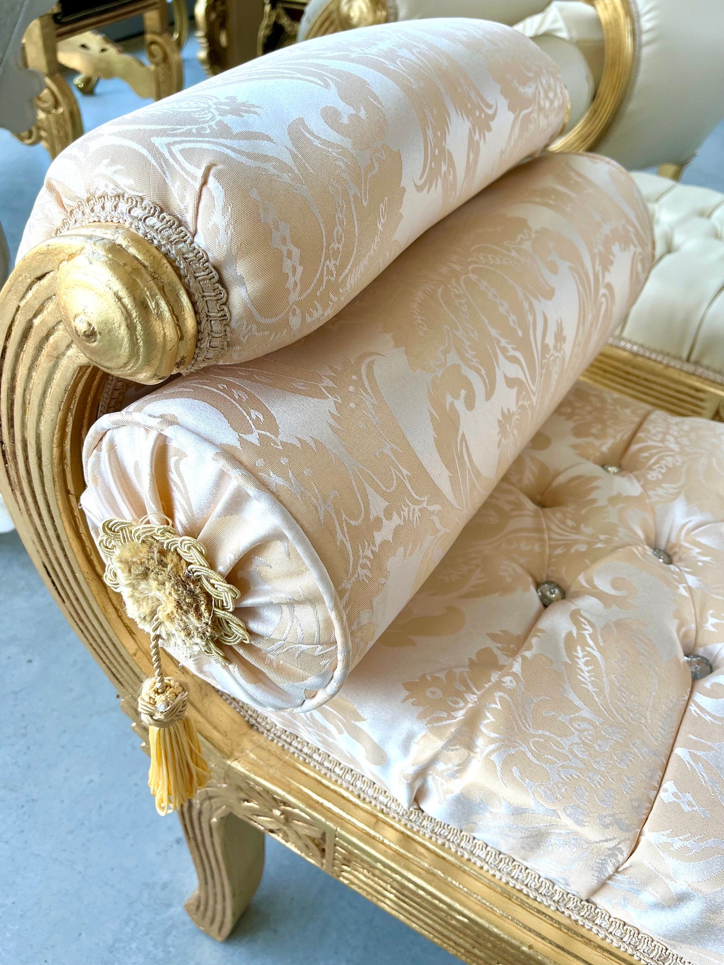 Ottoman French Louis Antique Style Beige Jacquard Fabric Bench Retro Baroque Rococo Style for Home Decor