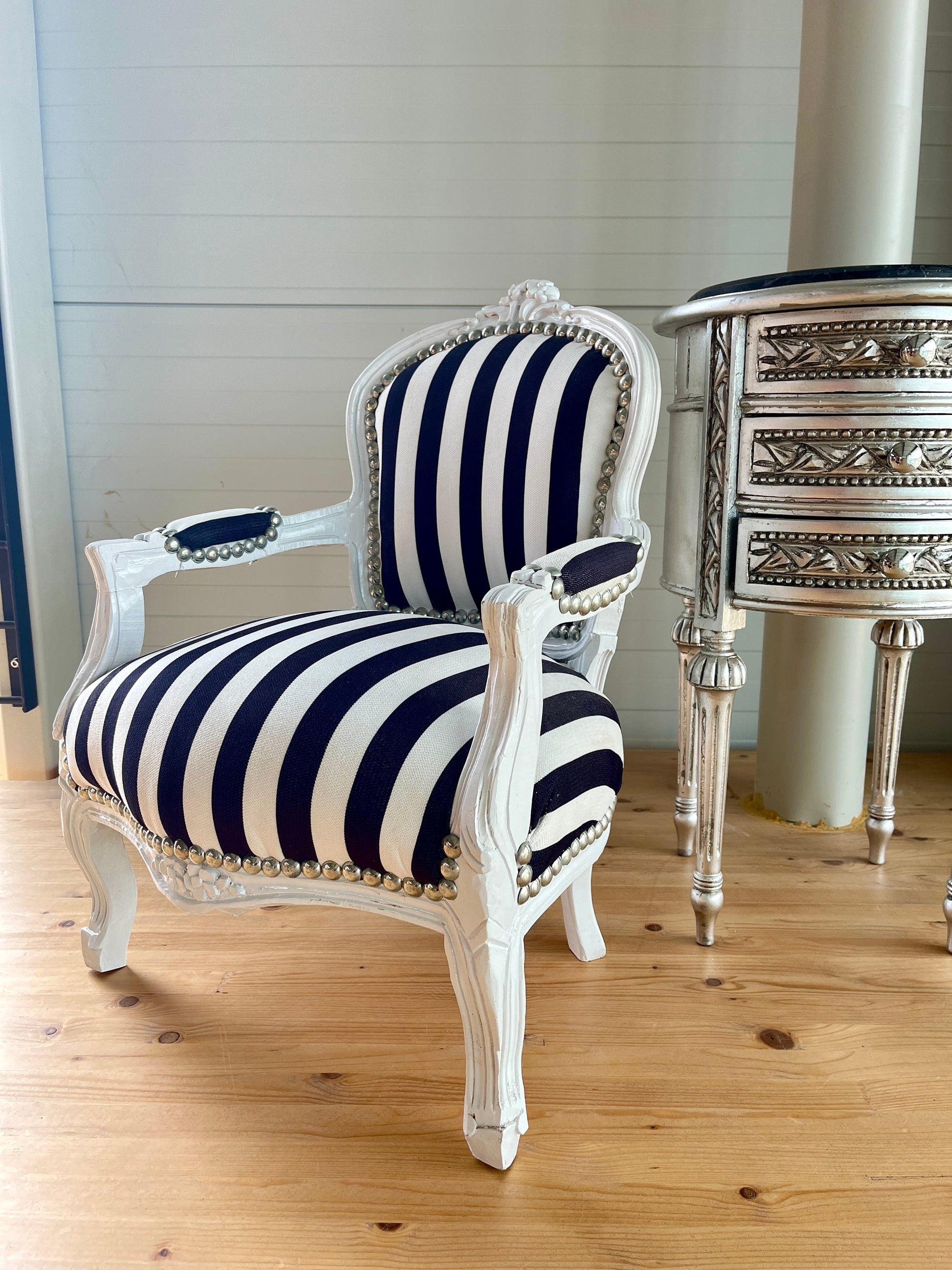 Kid’s Chair Retro Baroque Rococo Style Armchair in Black Stripe French Louis Style Cute Kid’s Chair