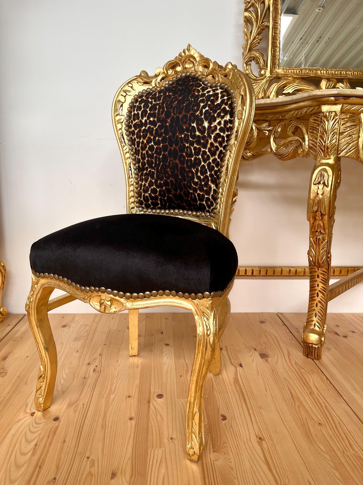 Accent Chair French Louis Baroque Style Dining Chair Black Velvet Leopard Print in Gold Finish for Lounge Room Home Decor