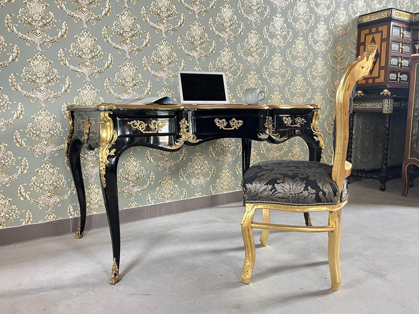 Luxurious Black Wooden Desk Antique Baroque Style Table with Bronze Ornaments at Edge Lacquered in Black - LIMITED EDITION