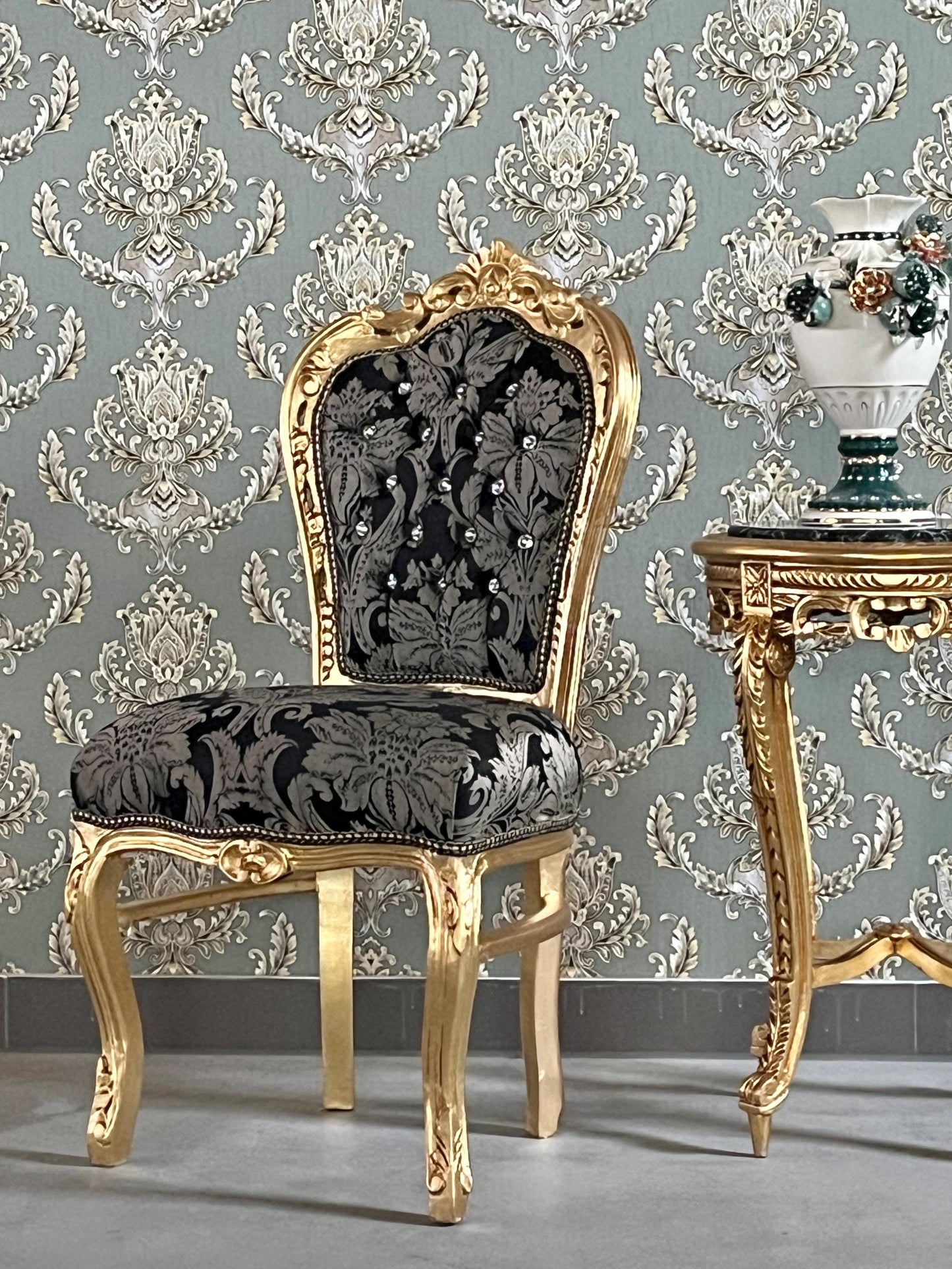 Accent Chair French Baroque Style Dining Chair in Gold Finish Antique Style Reproduction Chair Baroque Rococo Style Black for Dining Room